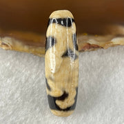 Natural Powerful Tibetan Old Oily Agate Dzi Bead Heavenly Master (Tian Zhu) 天珠 8.88g 38.2 by 12.3mm - Huangs Jadeite and Jewelry Pte Ltd