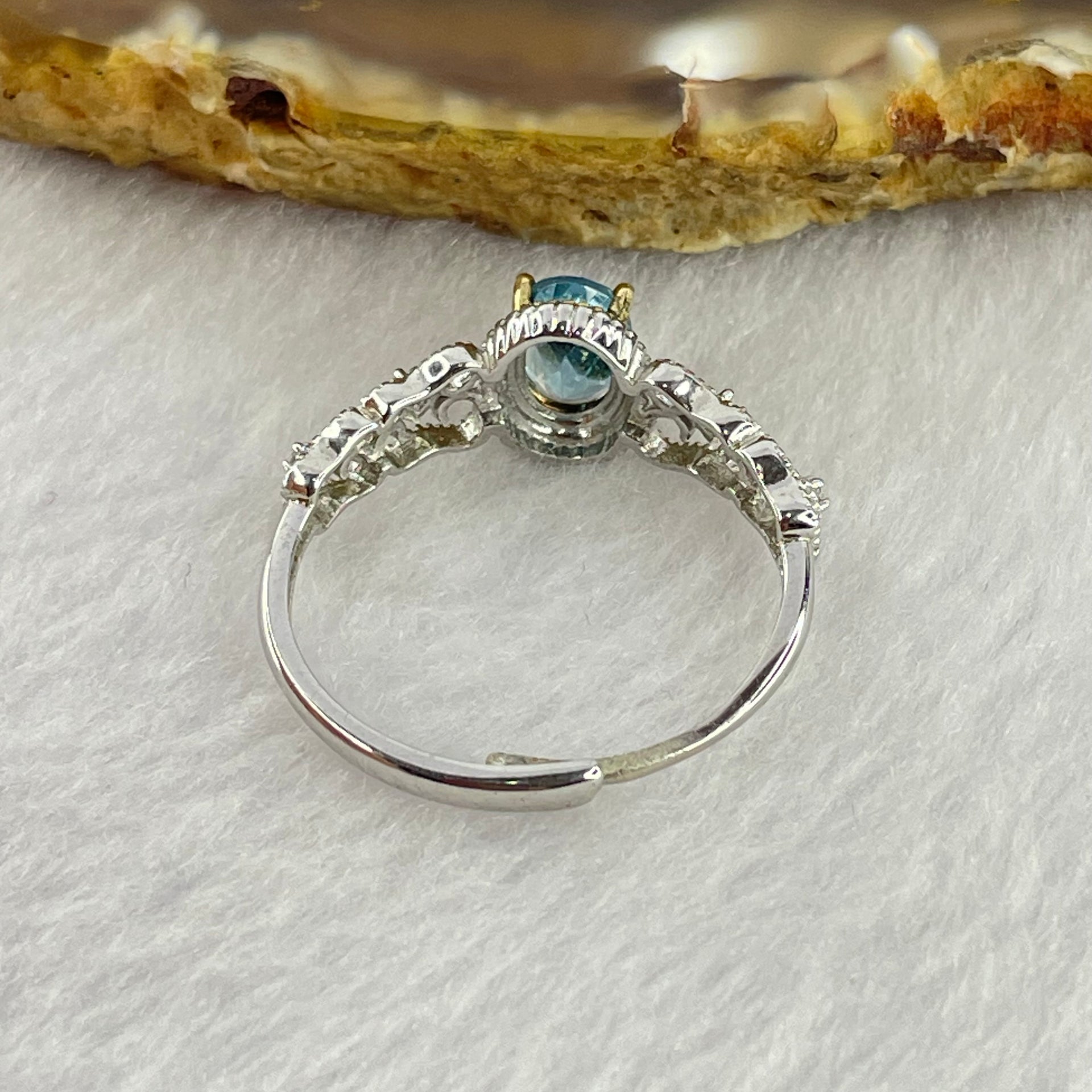 Blue Cubic Zirconia with Crystals in S925 Sliver Ring (Adjustable Size) 1.81g 6.5 by 5.0 by 3.5mm - Huangs Jadeite and Jewelry Pte Ltd