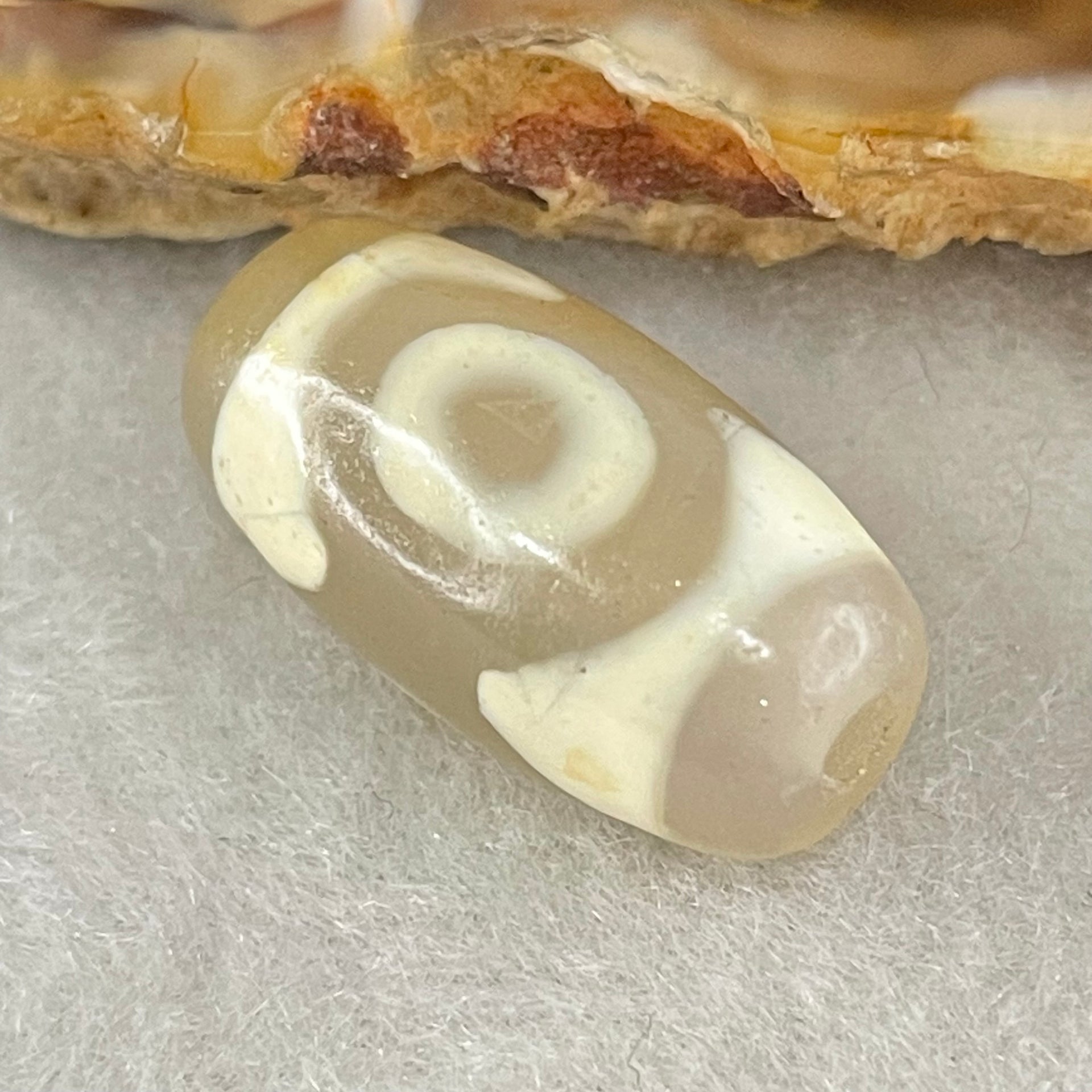 Natural Powerful Tibetan Old Oily Agate 3 Eyes Dzi Bead Heavenly Master (Tian Zhu) 三眼天诛 3.10g 20.0 by 10.5mm - Huangs Jadeite and Jewelry Pte Ltd