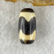 Natural Powerful Tibetan Old Oily Agate Tiger Tooth Daluo Dzi Bead Heavenly Master (Tian Zhu) 虎呀天诛 3.04g 19.9 by 10.1mm - Huangs Jadeite and Jewelry Pte Ltd