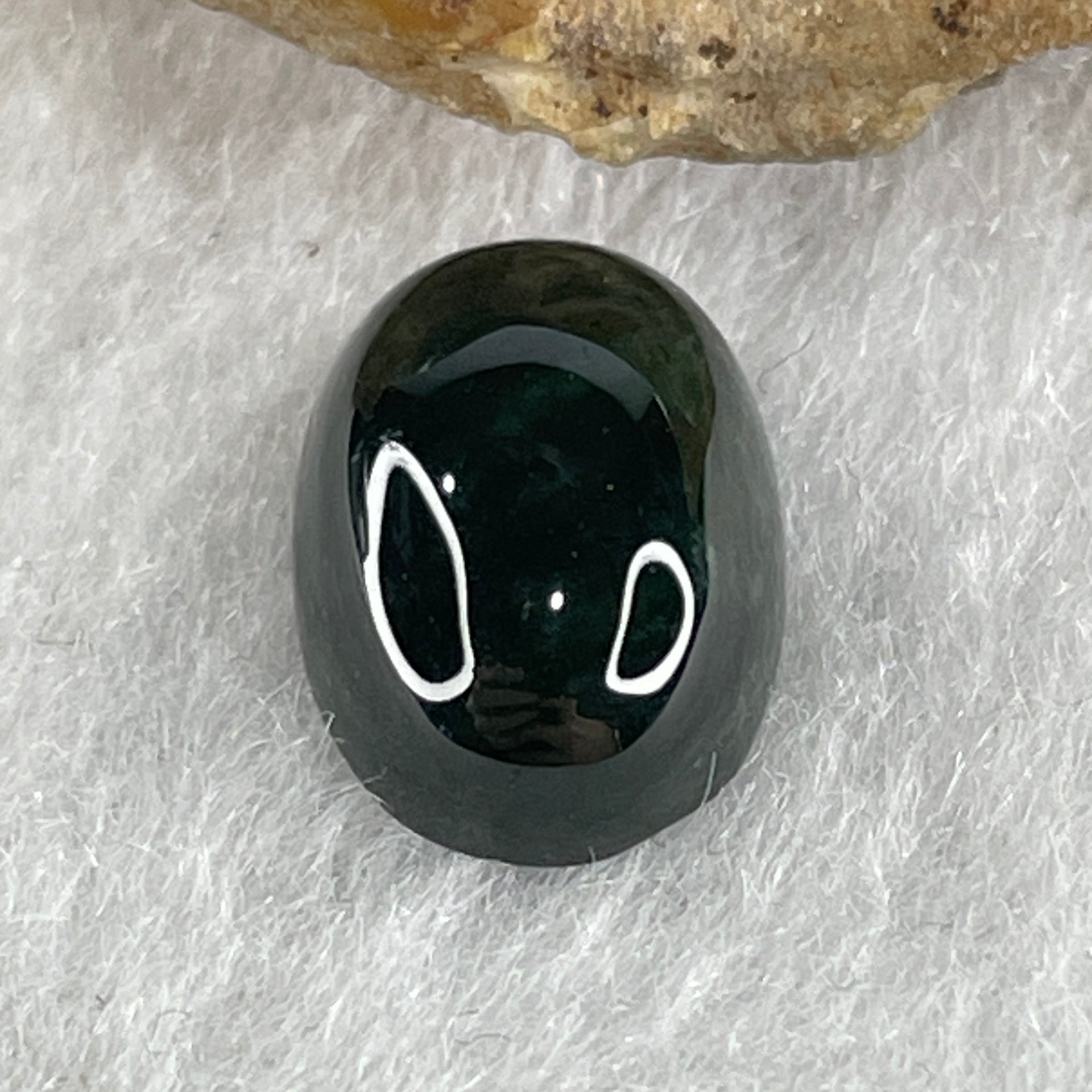 Type A Translucent Black Omphacite Jadeite Round Cabouchon Stone For Setting 1.09g 11.9 by 8.5 by 5.2mm - Huangs Jadeite and Jewelry Pte Ltd