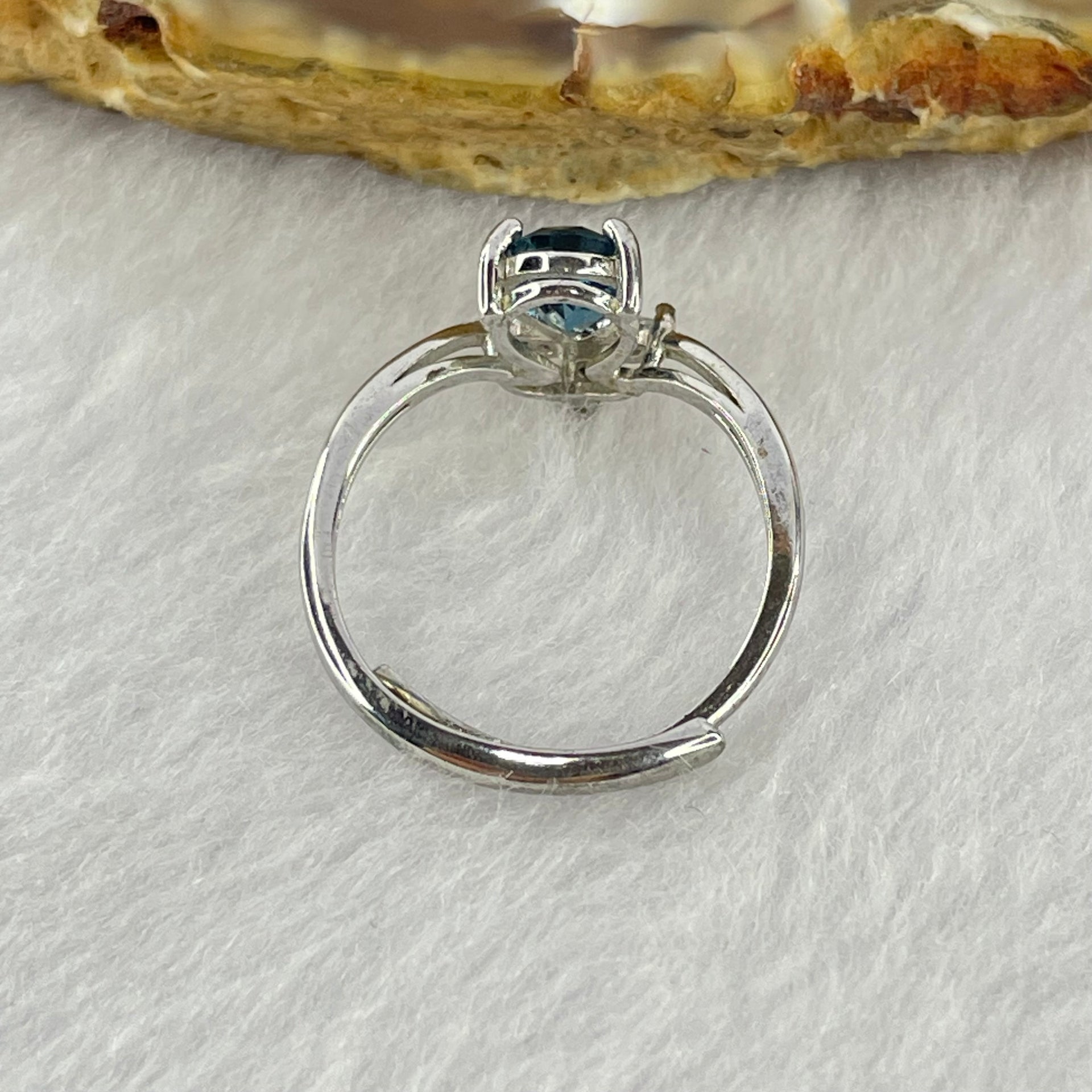 Blue Cubic Zirconia with Crystals in S925 Sliver Ring (Adjustable Size) 1.73g 8.2 by 6.0 by 4.0mm - Huangs Jadeite and Jewelry Pte Ltd