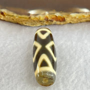 Natural Powerful Tibetan Old Oily Agate 3-Eye Vajra Dzi Bead Heavenly Master (Tian Zhu) 三眼天珠 10.26g 37.8 by 13.2mm - Huangs Jadeite and Jewelry Pte Ltd