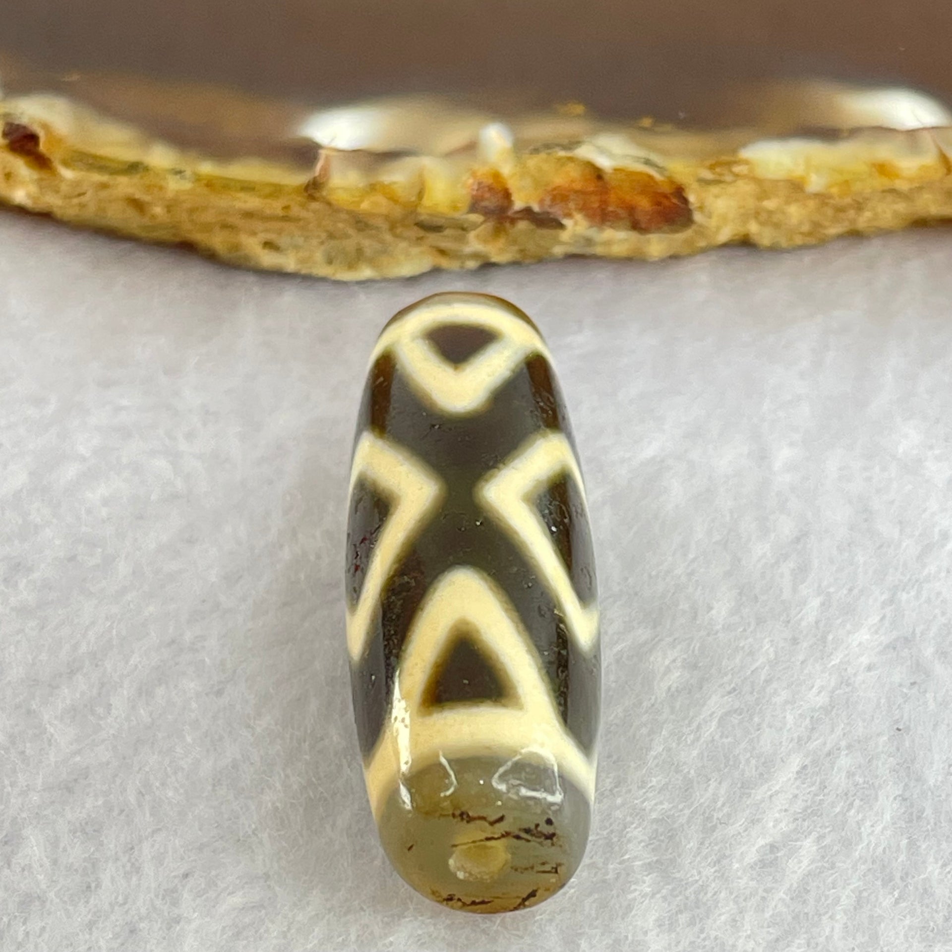 Natural Powerful Tibetan Old Oily Agate 3-Eye Vajra Dzi Bead Heavenly Master (Tian Zhu) 三眼天珠 10.26g 37.8 by 13.2mm - Huangs Jadeite and Jewelry Pte Ltd