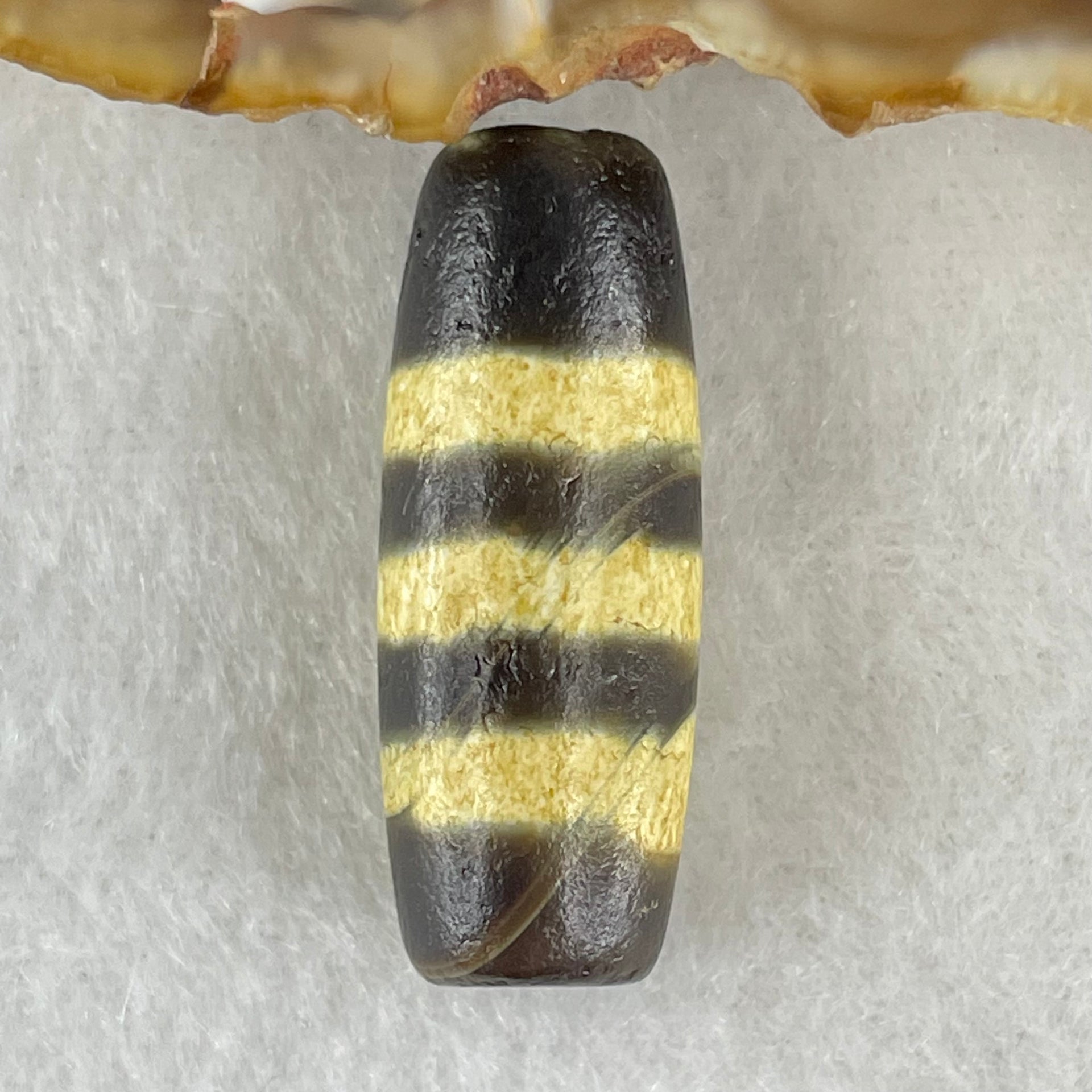 Natural Powerful Tibetan Old Oily Agate 3 Lines Dzi Bead Heavenly Master (Tian Zhu) 三行天诛 5.80g 29.2 by 11.2mm - Huangs Jadeite and Jewelry Pte Ltd