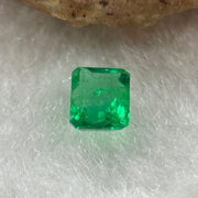 Natural Colombia Vivid Green Emerald (Beryl) Cut-Cornered Rectangle Step cut 0.42ct 5.1 by 4.1 by 2.6mm - Huangs Jadeite and Jewelry Pte Ltd