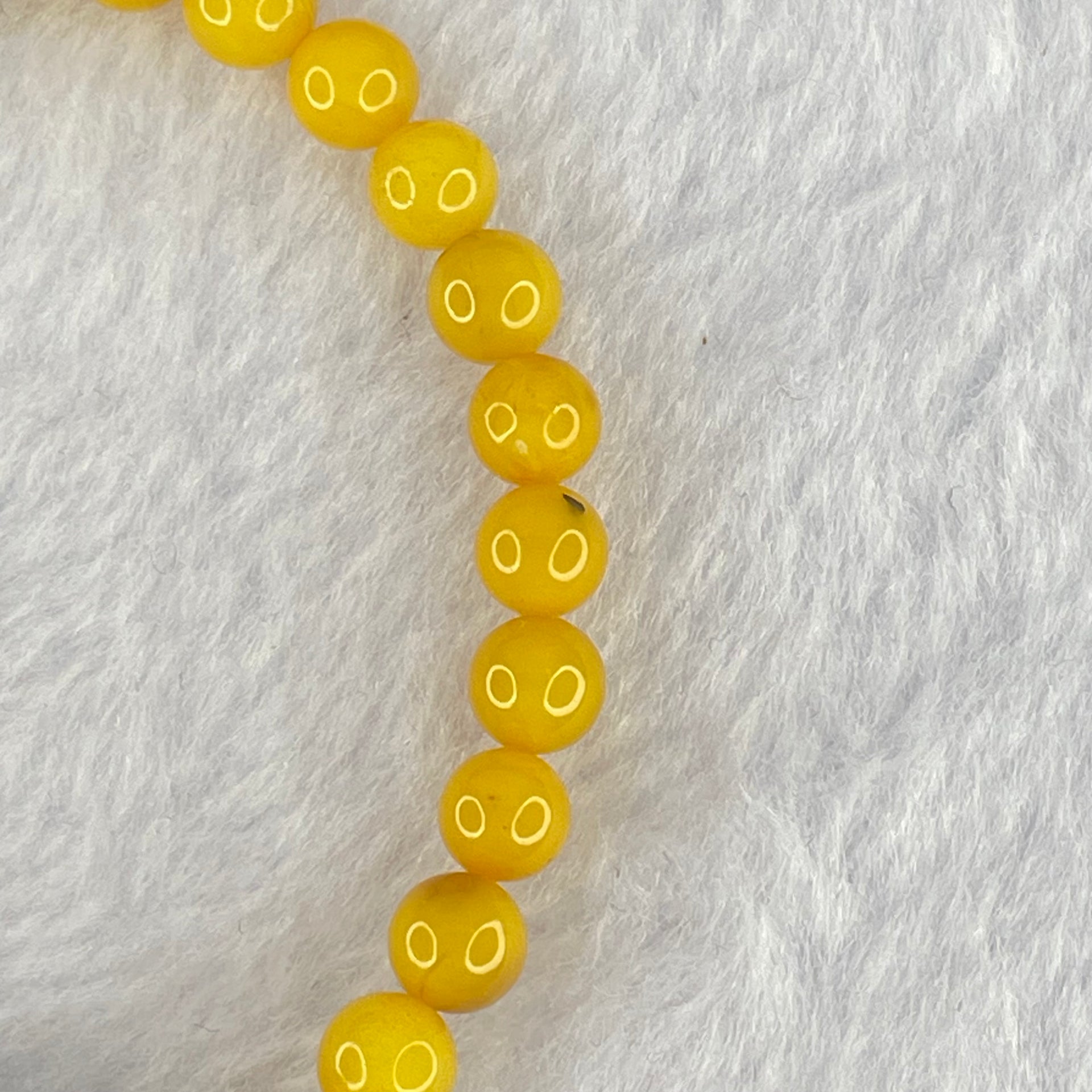 Natural Butterscotch Amber Beads with Rare Tibetan Old Antique Oily Agate Tiger Tooth Daluo Dzi Bead 8.08g 16cm 15.7 by 12.3mm 26 Beads 6.5mm - Huangs Jadeite and Jewelry Pte Ltd