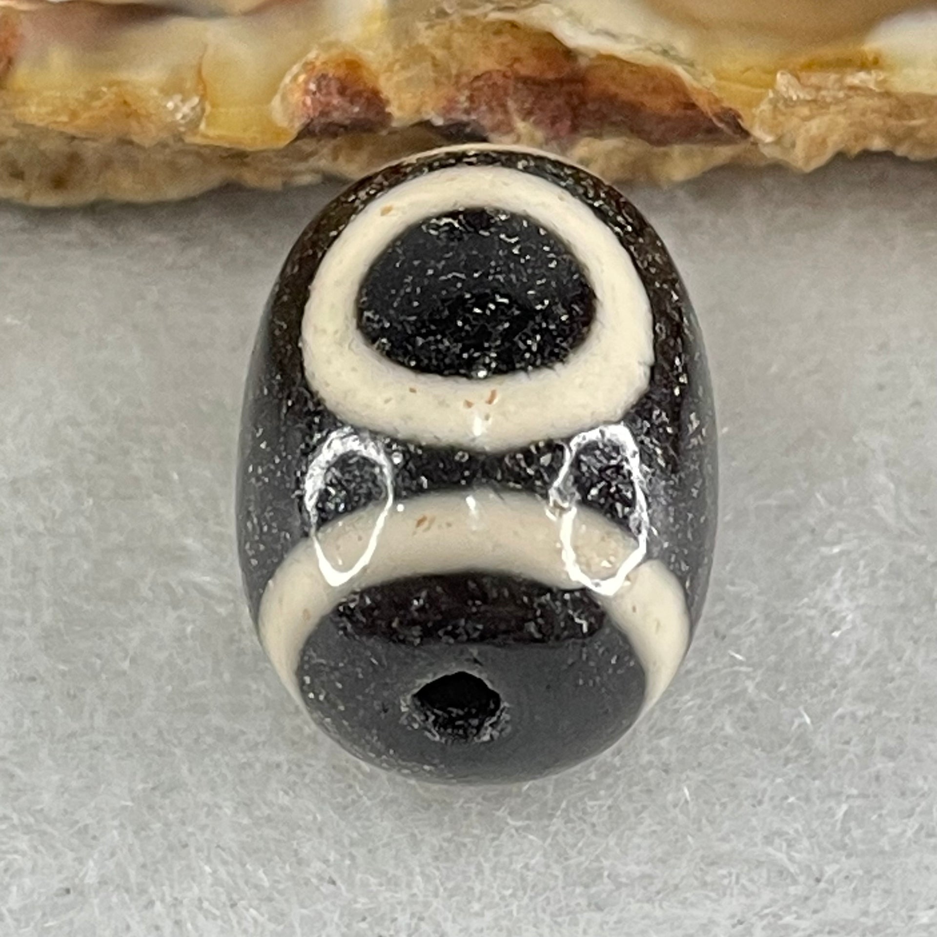 Natural Powerful Tibetan Old Oily Agate 1 Eye With Swastika Dzi Bead (Hotu Dzi) 4.4g 17.6 by 13.1mm - Huangs Jadeite and Jewelry Pte Ltd