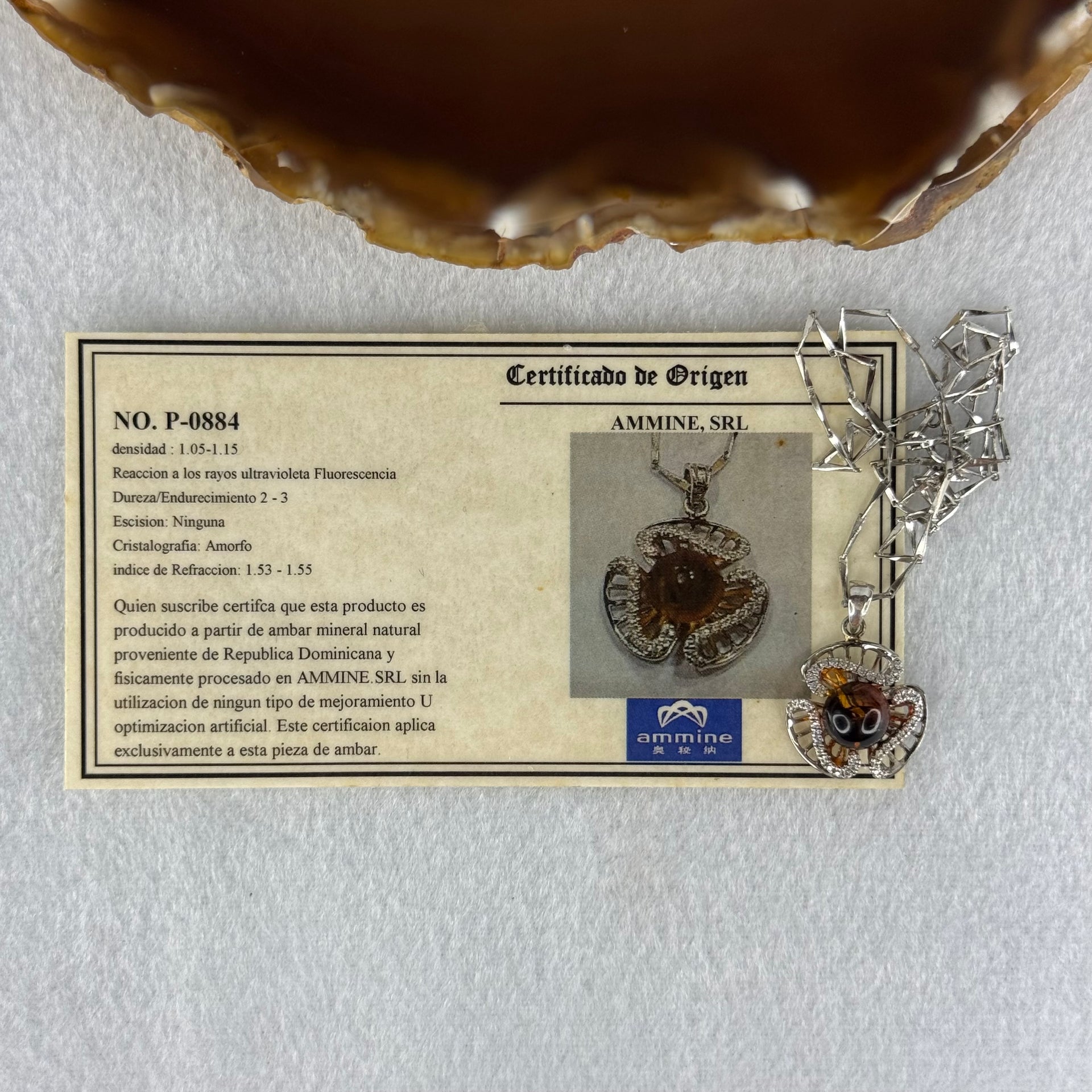 Natural Amber with Cubic Zirconia in S925 Sliver Pendent Necklace 4.04g 7.8mm - Huangs Jadeite and Jewelry Pte Ltd