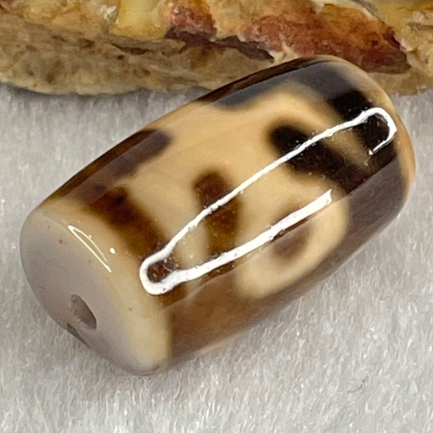 Natural Powerful Tibetan Old Oily Agate Patina Guiren Tairen Human Dzi Bead Totem Amulet Heavenly Master (Tian Zhu) 贵人天诛 4.92g 20.1 by 11.9mm - Huangs Jadeite and Jewelry Pte Ltd