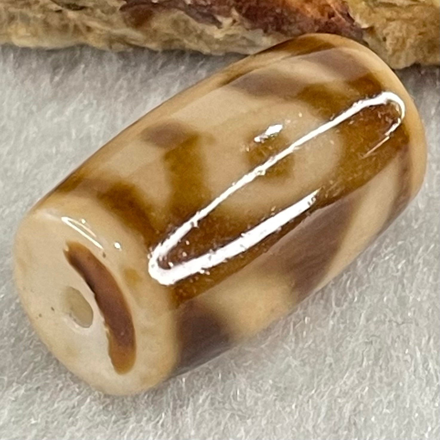 Natural Powerful Tibetan Old Oily Agate Patina Guiren Tairen Human Dzi Bead Totem Amulet Heavenly Master (Tian Zhu) 贵人天诛 4.84g 19.9 by 11.8mm - Huangs Jadeite and Jewelry Pte Ltd