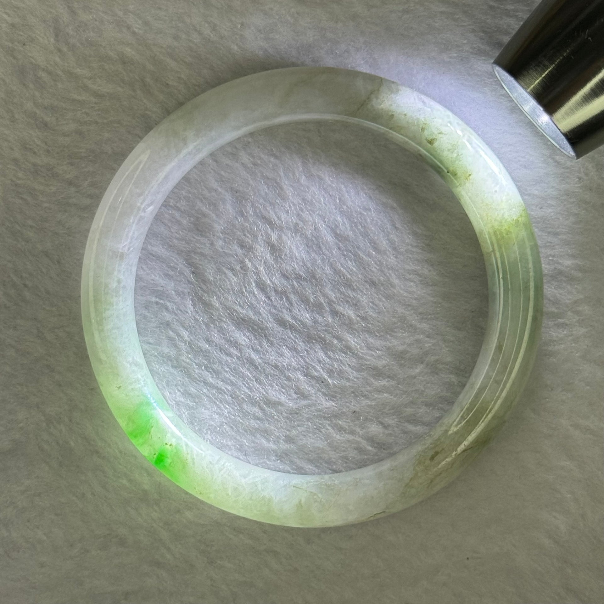 Type A Mixed Green Jadeite Bangle 39.72g Inner Diameter 57.2mm 8.7 by 8.4mm (External Lines) - Huangs Jadeite and Jewelry Pte Ltd