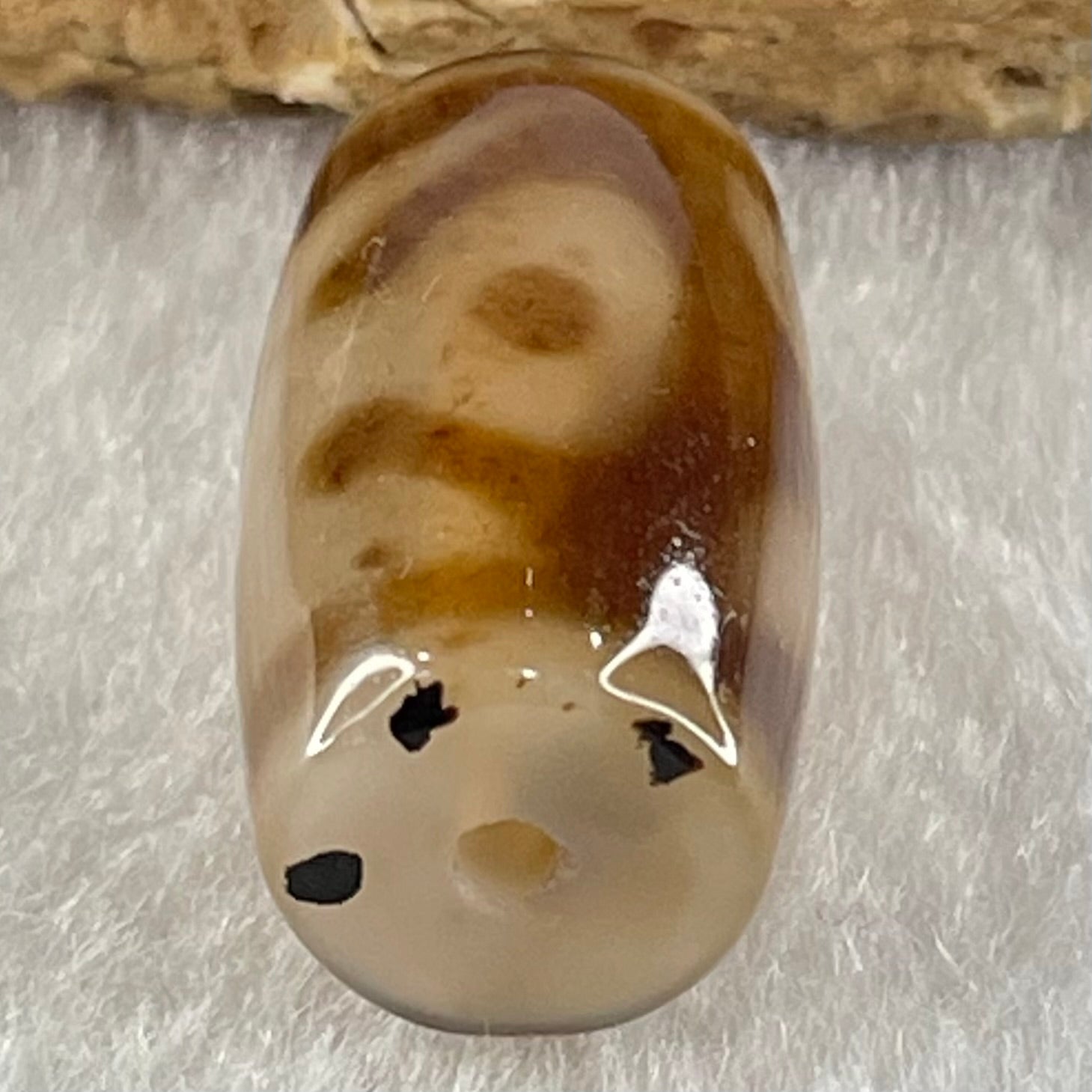 Natural Powerful Tibetan Old Oily Agate Patina Guiren Tairen Human Dzi Bead Totem Amulet Heavenly Master (Tian Zhu) 贵人天诛 4.98g 20.0 by 11.9mm - Huangs Jadeite and Jewelry Pte Ltd