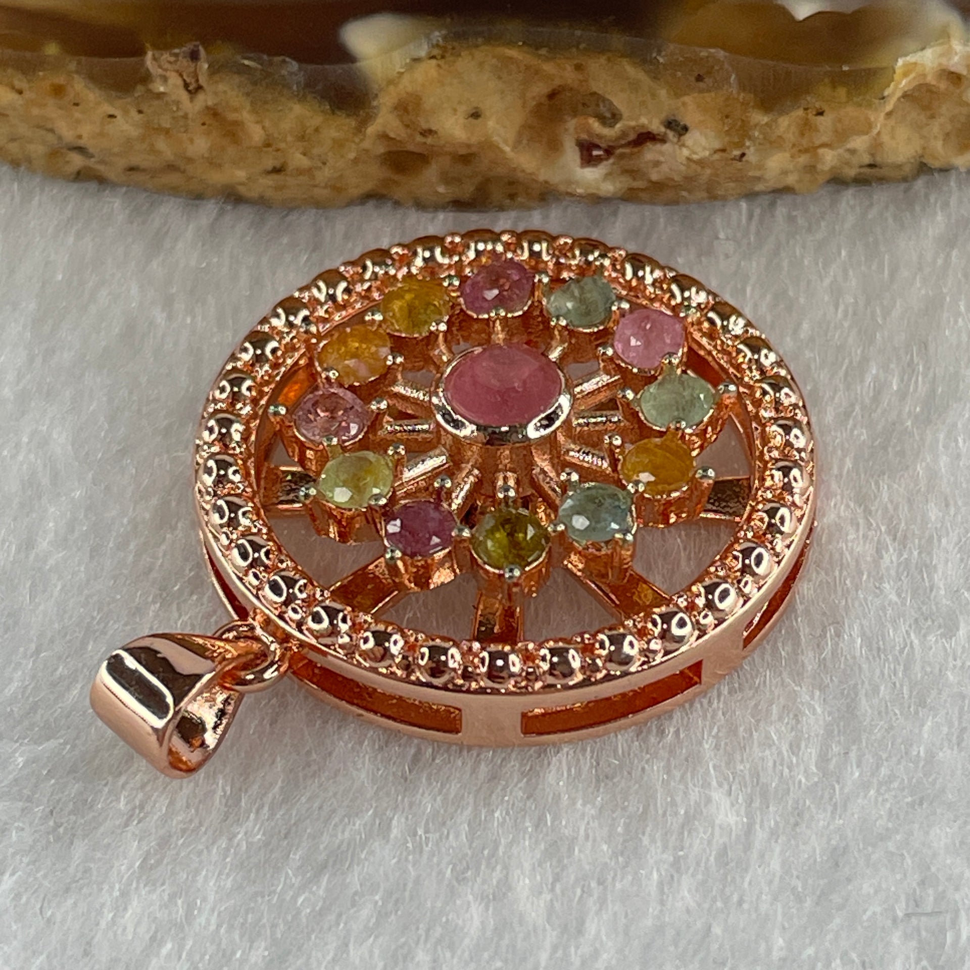 Natural Tourmaline Crystal in S925 Sliver Spinning Pendant 5.95g 3.8 by-1Pcs 3.5 by 1.0mm-12Pcs - Huangs Jadeite and Jewelry Pte Ltd