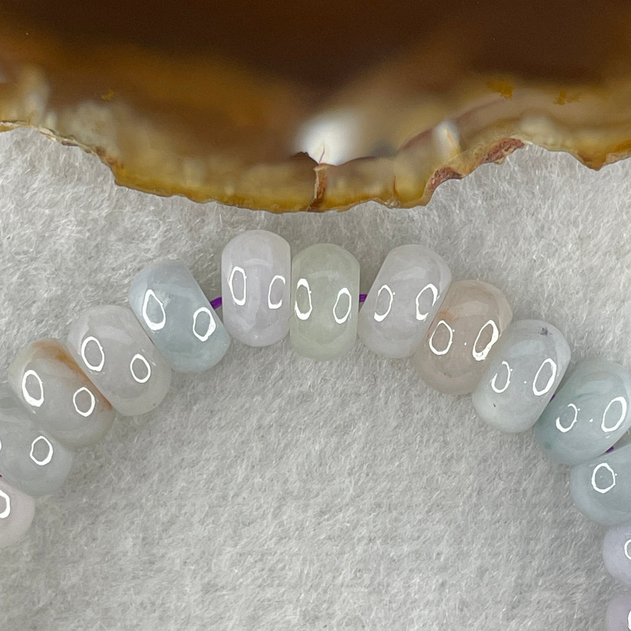 Natural Type A Light Lavender Light Green with Yellow Jadeite Donut Shape Beads with Light Lavender and Green with Yellow Jadeite Pair of Foot in Gold Color Charm 14.0 by 9.3 by 4.2mm Bracelet 34.35g 16cm 9.3mm 36 Beads