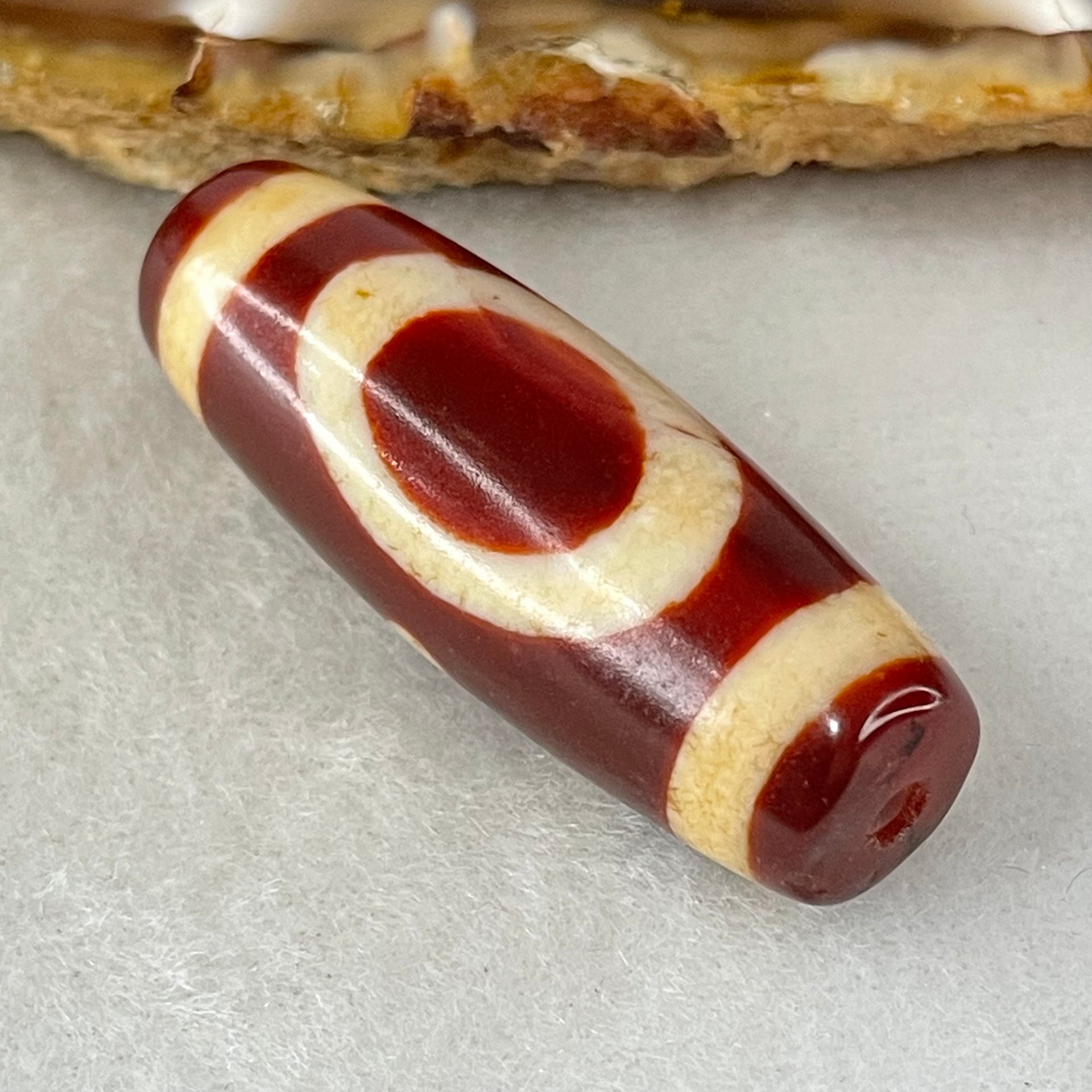 Natural Powerful Tibetan Old Oily Red White Agate One Eye Water Element Dzi Bead Heavenly Master (Tian Zhu) 一眼水元素天珠 10.77g 37.6 by 13.5mm - Huangs Jadeite and Jewelry Pte Ltd