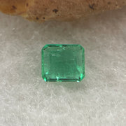 Natural Colombia Vivid Green Emerald (Beryl) Cut-Cornered Rectangular Step cut 0.41ct 4.9 by 4.3 by 2.4mm - Huangs Jadeite and Jewelry Pte Ltd