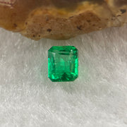 Natural Colombia Green Emerald (Beryl) Cut-Cornered Rectangular step cut 0.51ct 5.0 by 4.2 by 3.1mm - Huangs Jadeite and Jewelry Pte Ltd