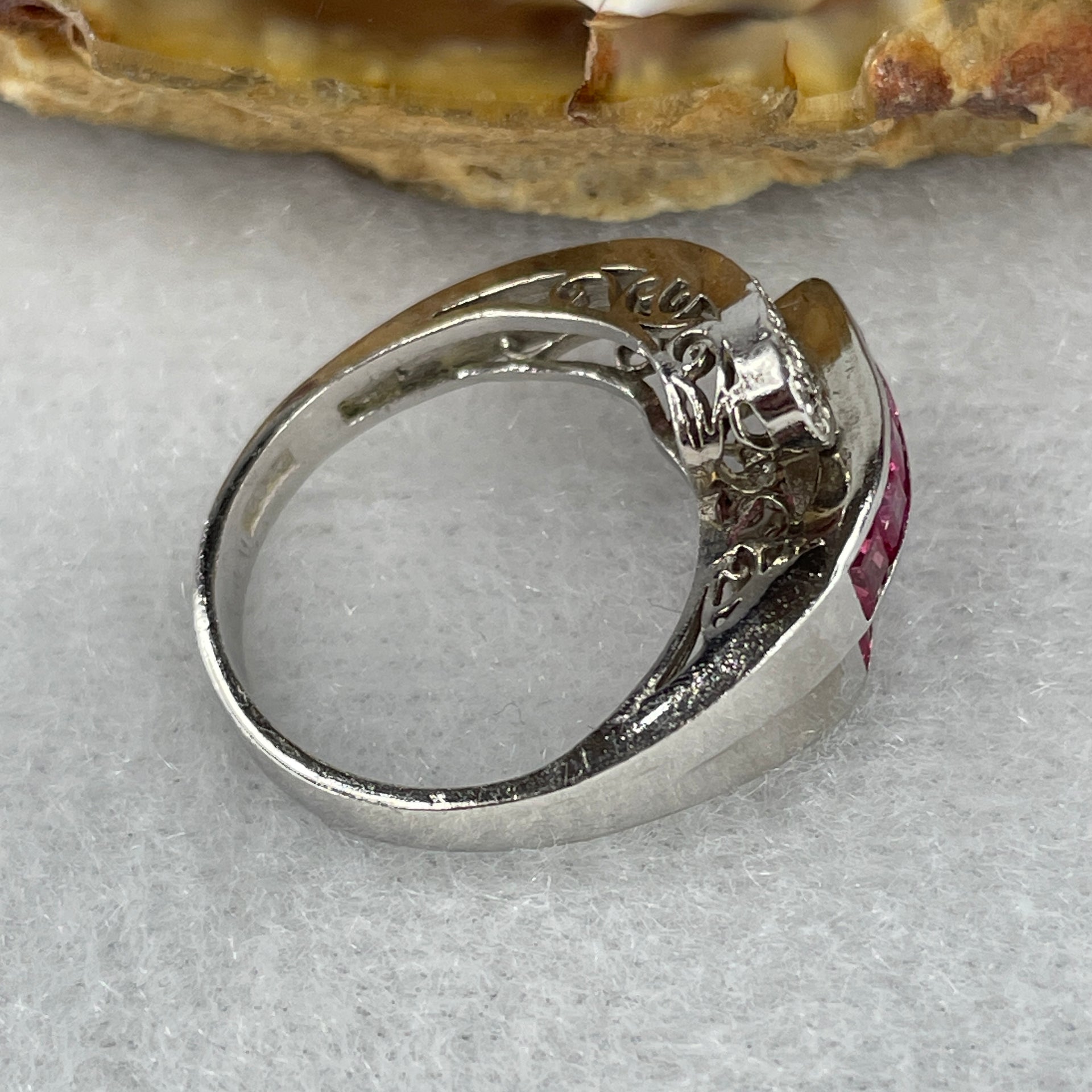Natural Rubies Total 0.75ct each approx 2.5 by 2.5 by 2.5mm Natural Diamonds Total 0.12ct each about 1.2mm in Platinum PT900 Ring 5.84g US4.25 HK 9 - Huangs Jadeite and Jewelry Pte Ltd
