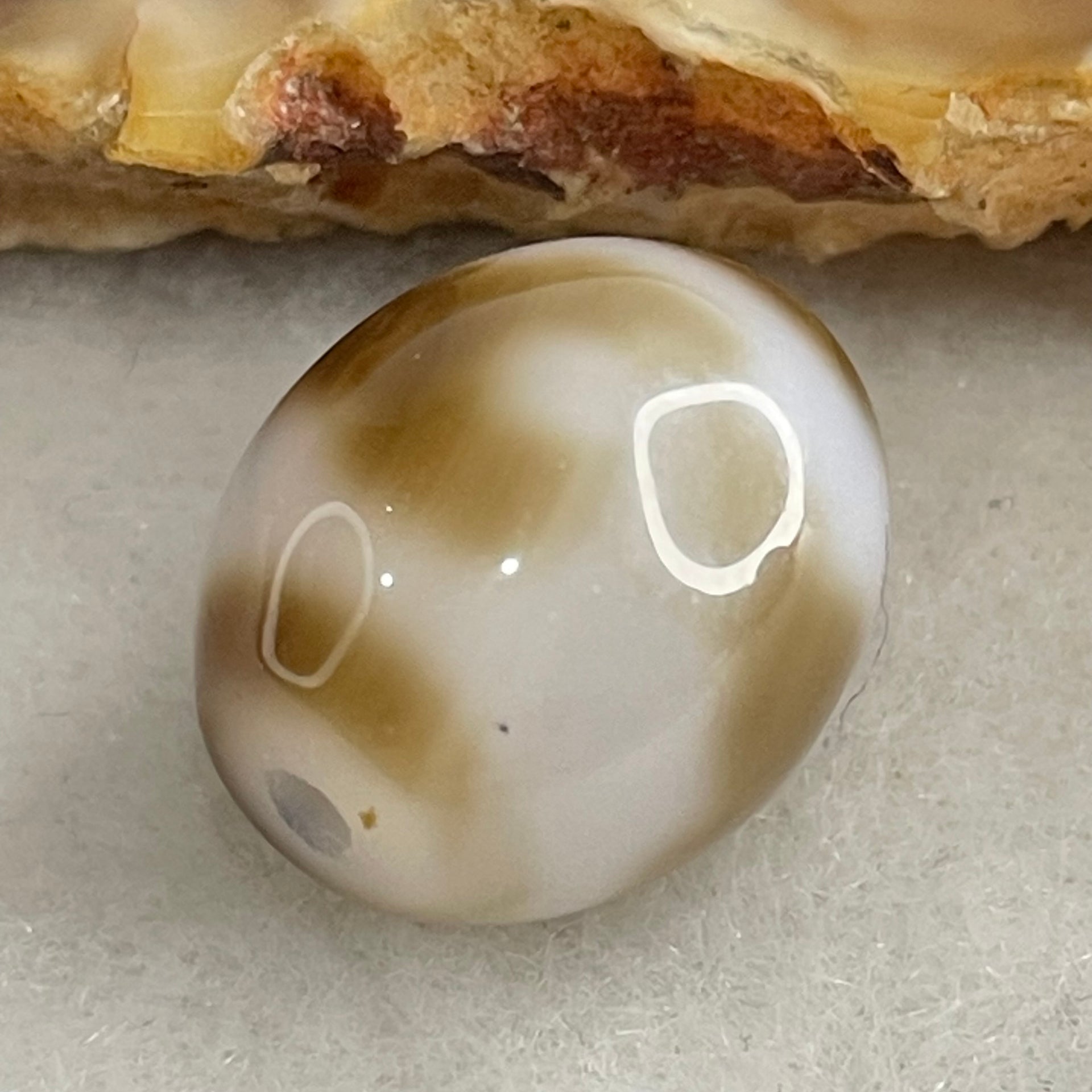 Natural Powerful Tibetan Old Oily Agate 3 Eyes Dzi Bead Heavenly Master (Tian Zhu) 三眼天诛 2.90g 14.1 by 12.1mm - Huangs Jadeite and Jewelry Pte Ltd