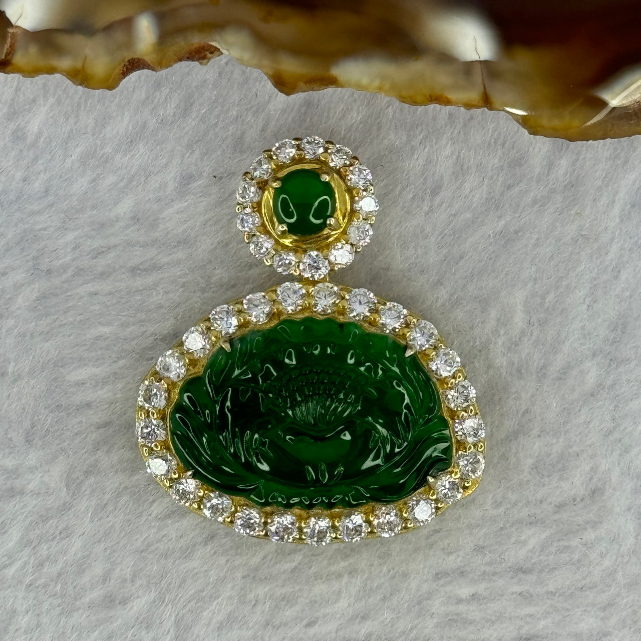 Type A Icy Bright Green Omphasite Jadeite Prosperity Flower 14.7 by 21.8 by 2.5mm with Crystals in S925 Sliver Gold Color  Pendant 6.99g - Huangs Jadeite and Jewelry Pte Ltd