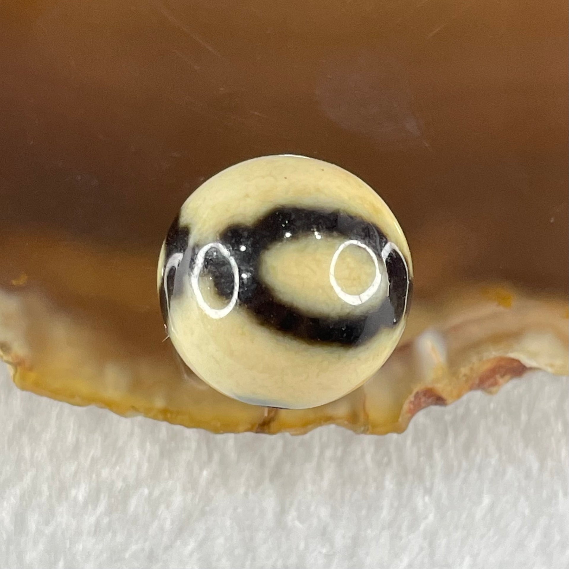 Natural Powerful Tibetan Old Oily Yellowish White with Black Agate 3 Eyes Dzi Bead Heavenly Master (Tian Zhu) 三眼天诛 4.06g 14.5mm - Huangs Jadeite and Jewelry Pte Ltd