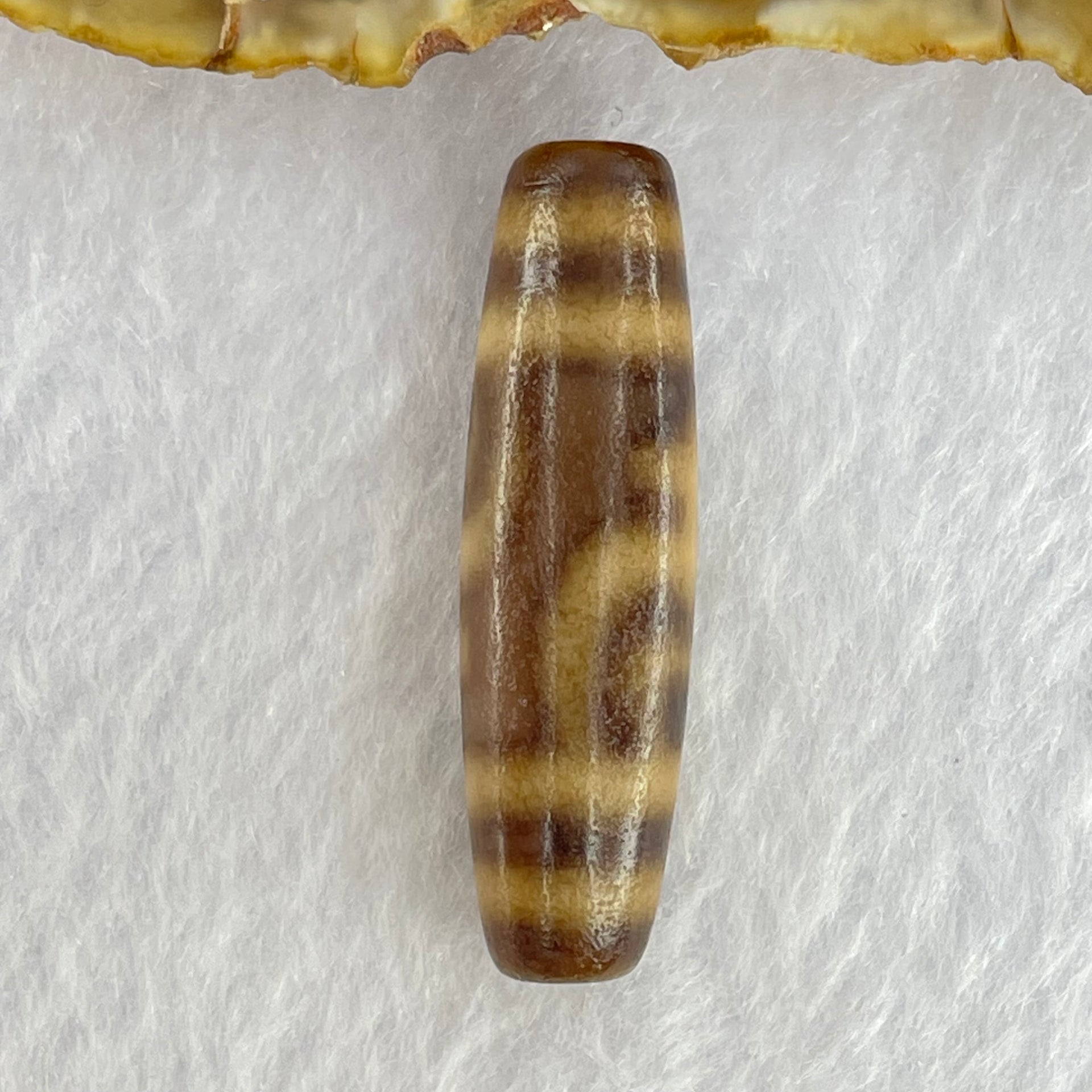 Natural Powerful Tibetan Old Oily Agate Double Nectar Vessel Dzi Bead Heavenly Master (Tian Zhu) 花蜜容器眼天珠 7.49g 39.3 by 11.3mm - Huangs Jadeite and Jewelry Pte Ltd