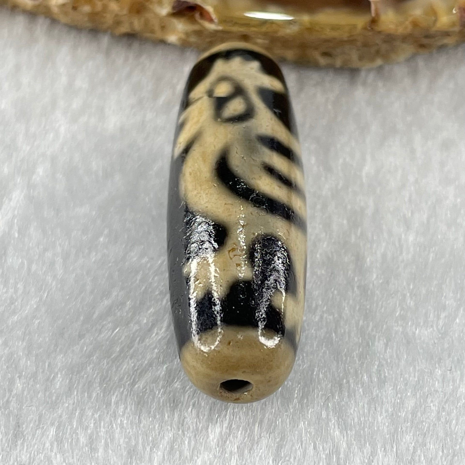 Natural Powerful Tibetan Old Oily Agate Rooster Dzi Bead Heavenly Master (Tian Zhu) 公鸡天珠 9.16g 38.4 by 12.5mm - Huangs Jadeite and Jewelry Pte Ltd