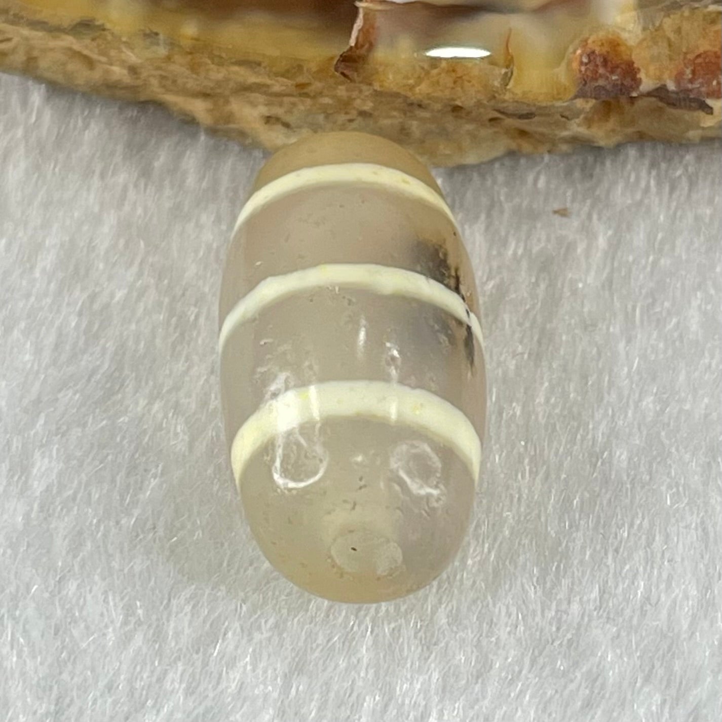 Natural Powerful Tibetan Old Oily Agate 3-Lines Dzi Bead Heavenly Master (Tian Zhu) 三行天诛 2.97g 19.0 by 10.1mm - Huangs Jadeite and Jewelry Pte Ltd
