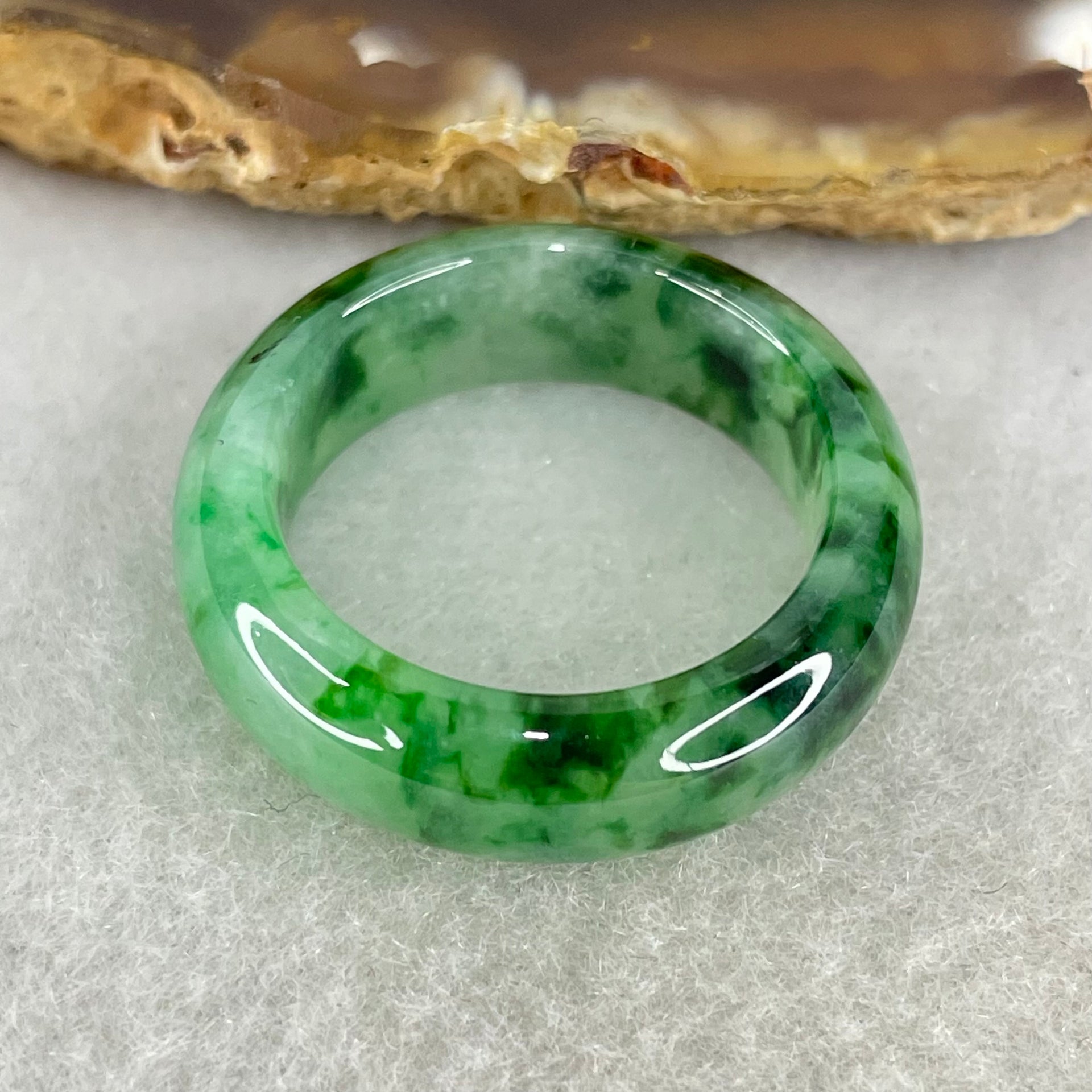 Type A Light Green with Spicy Green Piao Hua Jadeite Ring 5.42g 7.6 by 4.0mm US8.9 HK19.9 (Close to Perfect) - Huangs Jadeite and Jewelry Pte Ltd