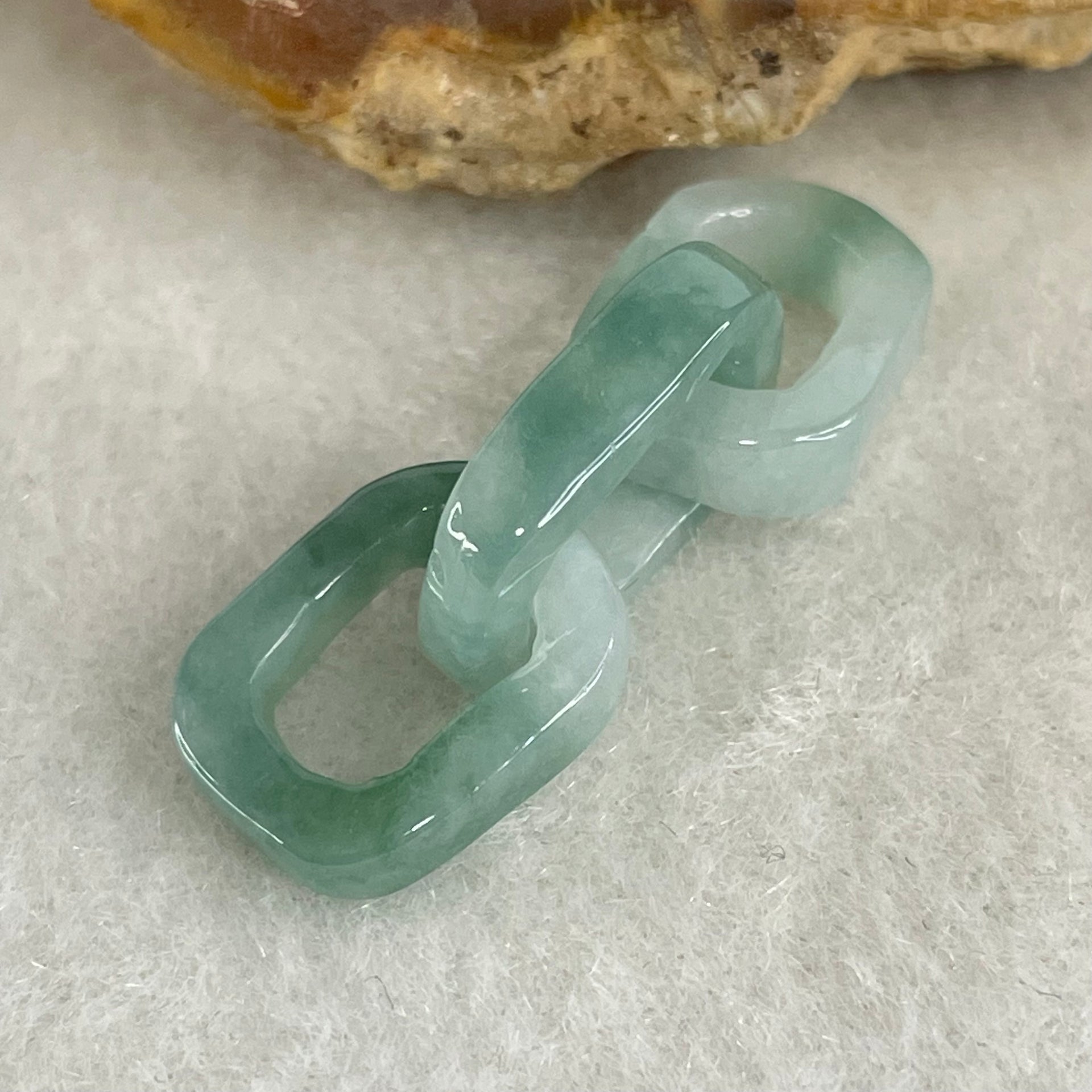 Type A Blueish Green with Faint White Jadeite Rolo Link Chain for Setting 2.43g 15.2 by 10.3 by 3.6mm - Huangs Jadeite and Jewelry Pte Ltd