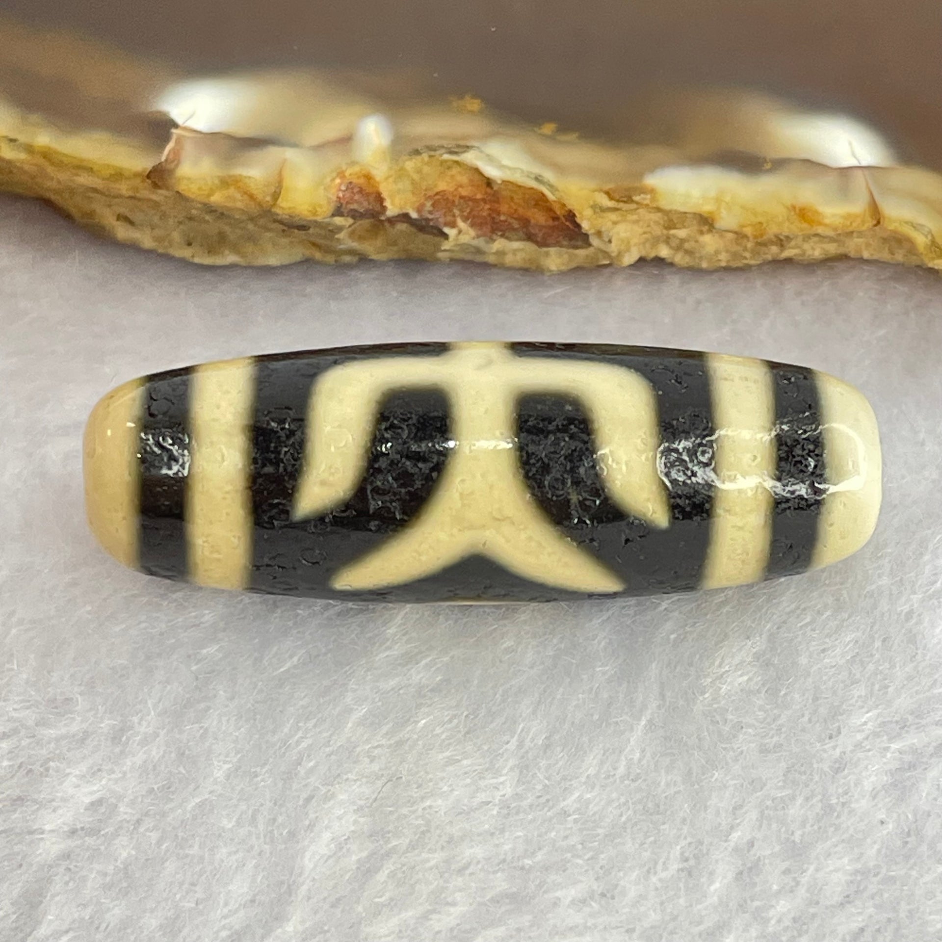 Natural Powerful Tibetan Old Oily Agate Patina Guiren Tairen Human Dzi Bead Totem Amulet Heavenly Master (Tian Zhu) 贵人天诛 9.72g 38.5 by 12.8mm - Huangs Jadeite and Jewelry Pte Ltd
