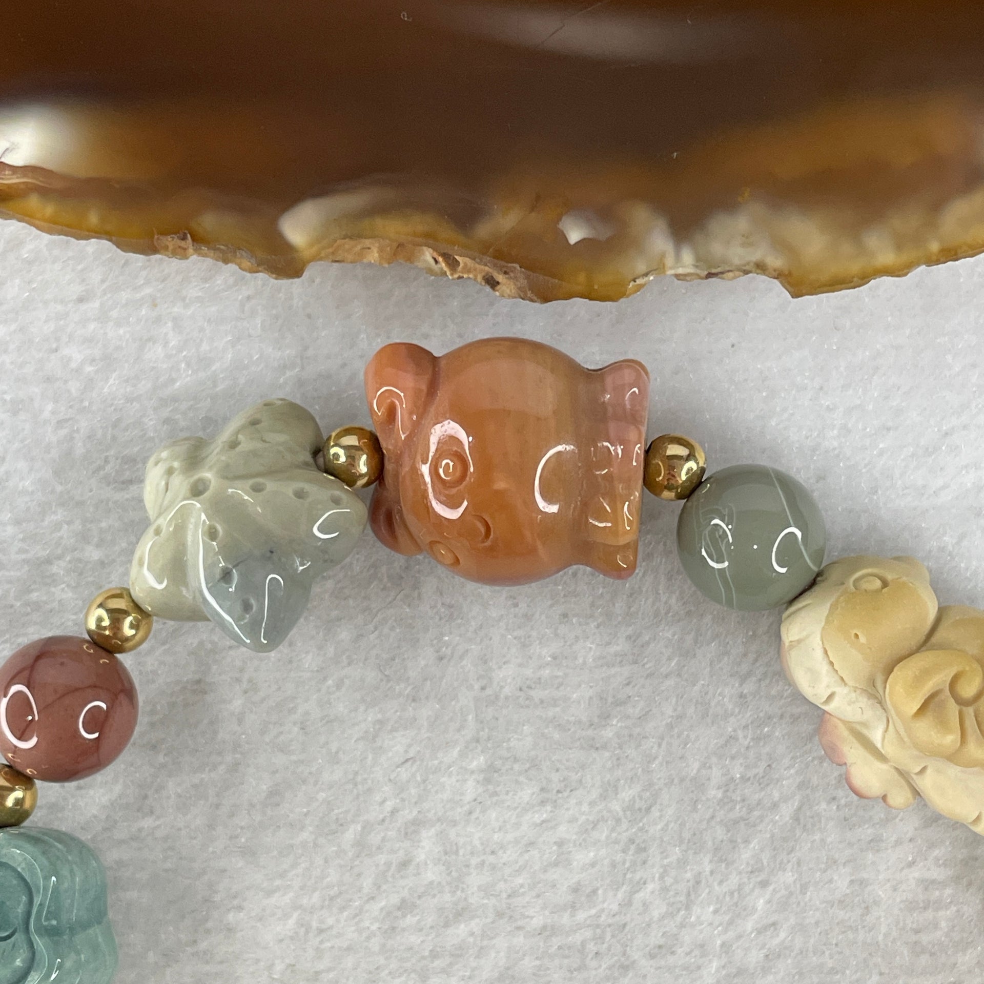 Certified Natural Alashan Agate Pink Starfish with Fish and Crab Bracelet 32.110g 16.5cm 15.1 by 17.1 by 14.6mm - Huangs Jadeite and Jewelry Pte Ltd