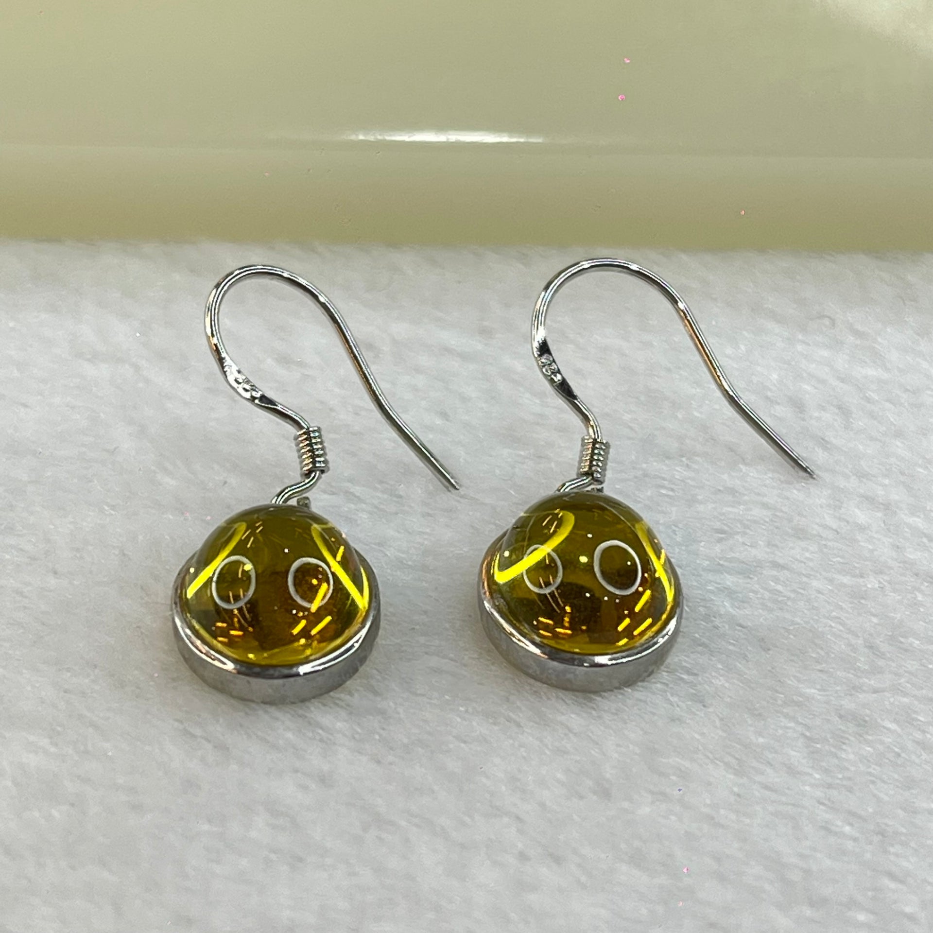 Natural Citrine Sliver Earrings Pair 2.44g 10.2 by 8.1 by 5.0mm - Huangs Jadeite and Jewelry Pte Ltd