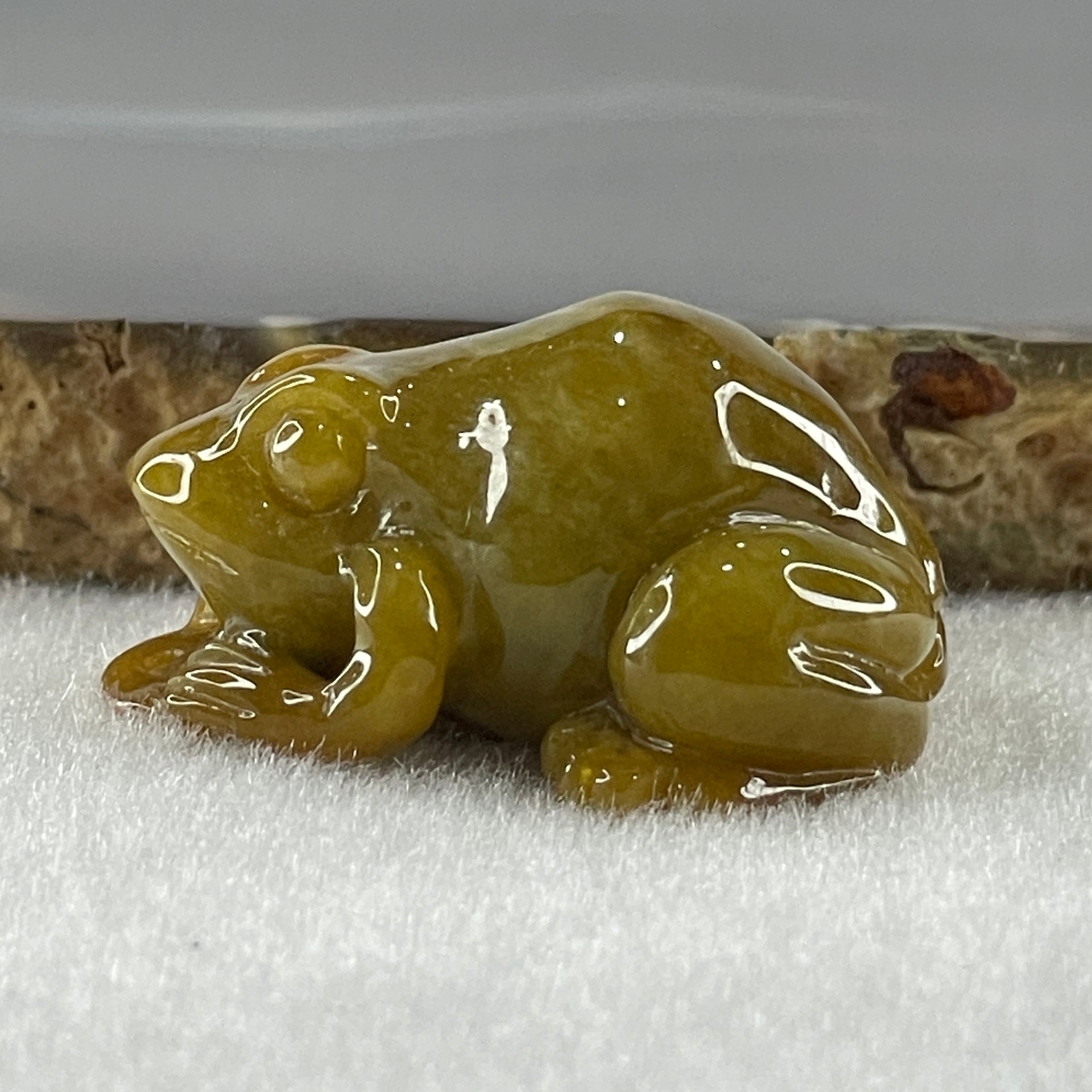 Natural Type A Yellow Jadeite Frog Pendant Charm 18.93g 31.7 by 26.4 by 16.9mm - Huangs Jadeite and Jewelry Pte Ltd