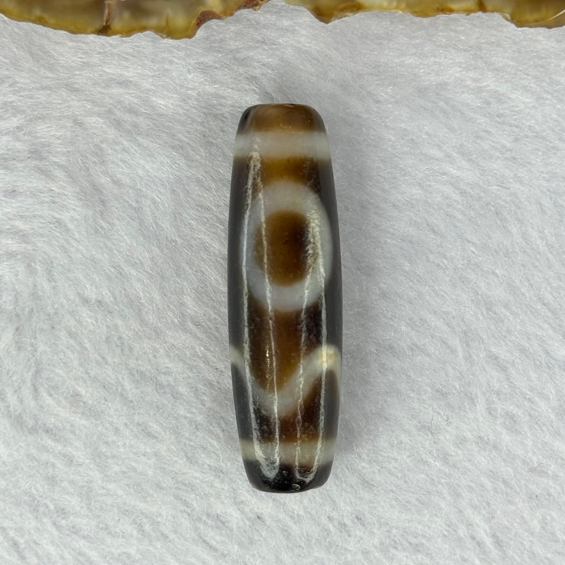 Natural Powerful Tibetan Old Oily Agate Sky Door Serenity 1 Eye Dzi Bead Heavenly Master (Tian Zhu) 一眼天诛 8.05g 38.5 by 11.5mm - Huangs Jadeite and Jewelry Pte Ltd