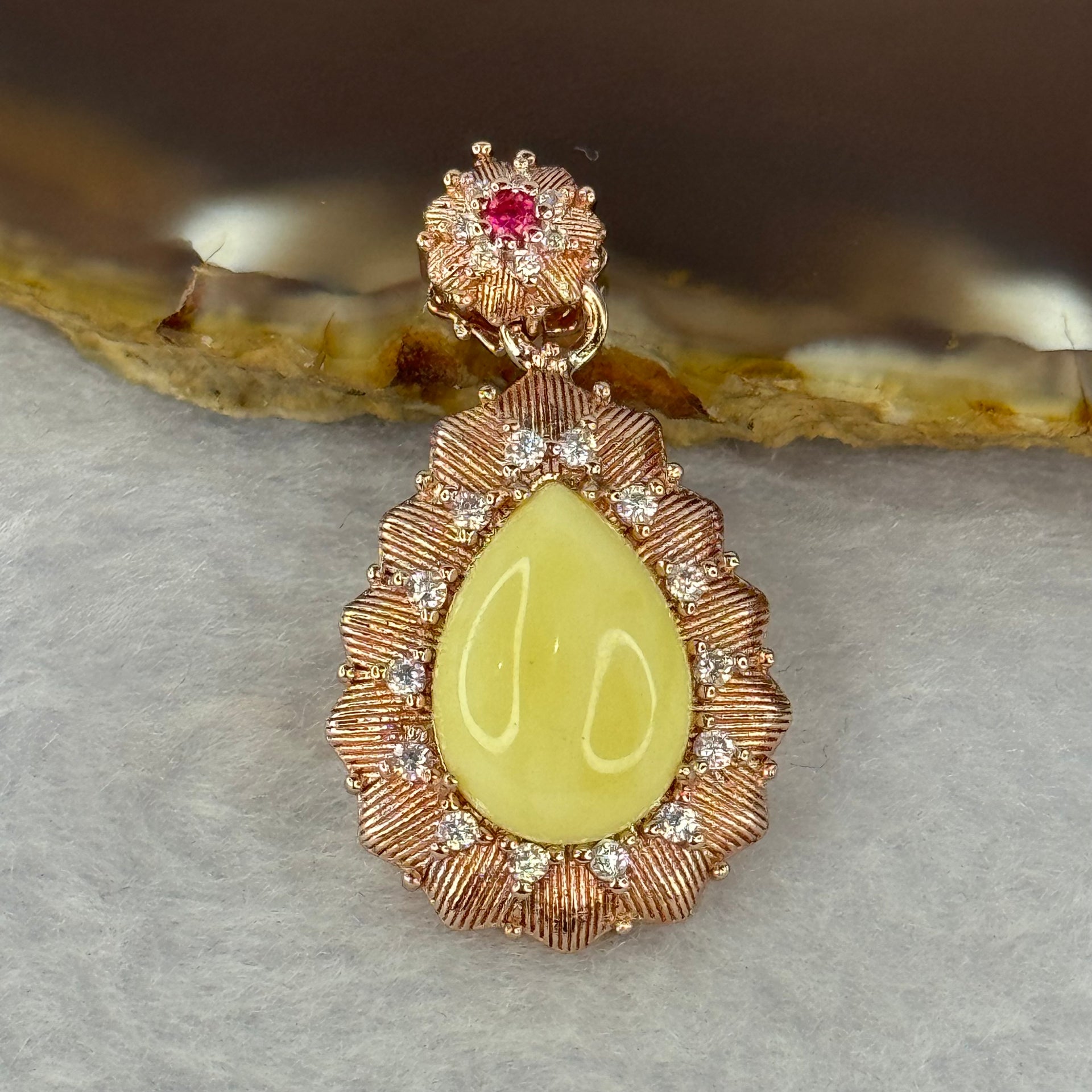 Natural Milk Royal White Amber with Crystals in Rose Gold Color Pendent 3.18g 14.1 by 10.0 by 5.0mm - Huangs Jadeite and Jewelry Pte Ltd