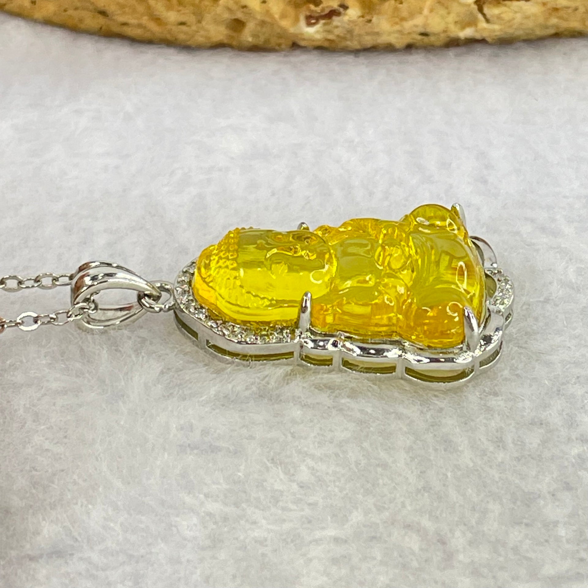 Natural Yellow Amber Buddha Pendent in S925 Sliver Necklace 4.43g 23.0 by 14.1 by 4.0mm - Huangs Jadeite and Jewelry Pte Ltd