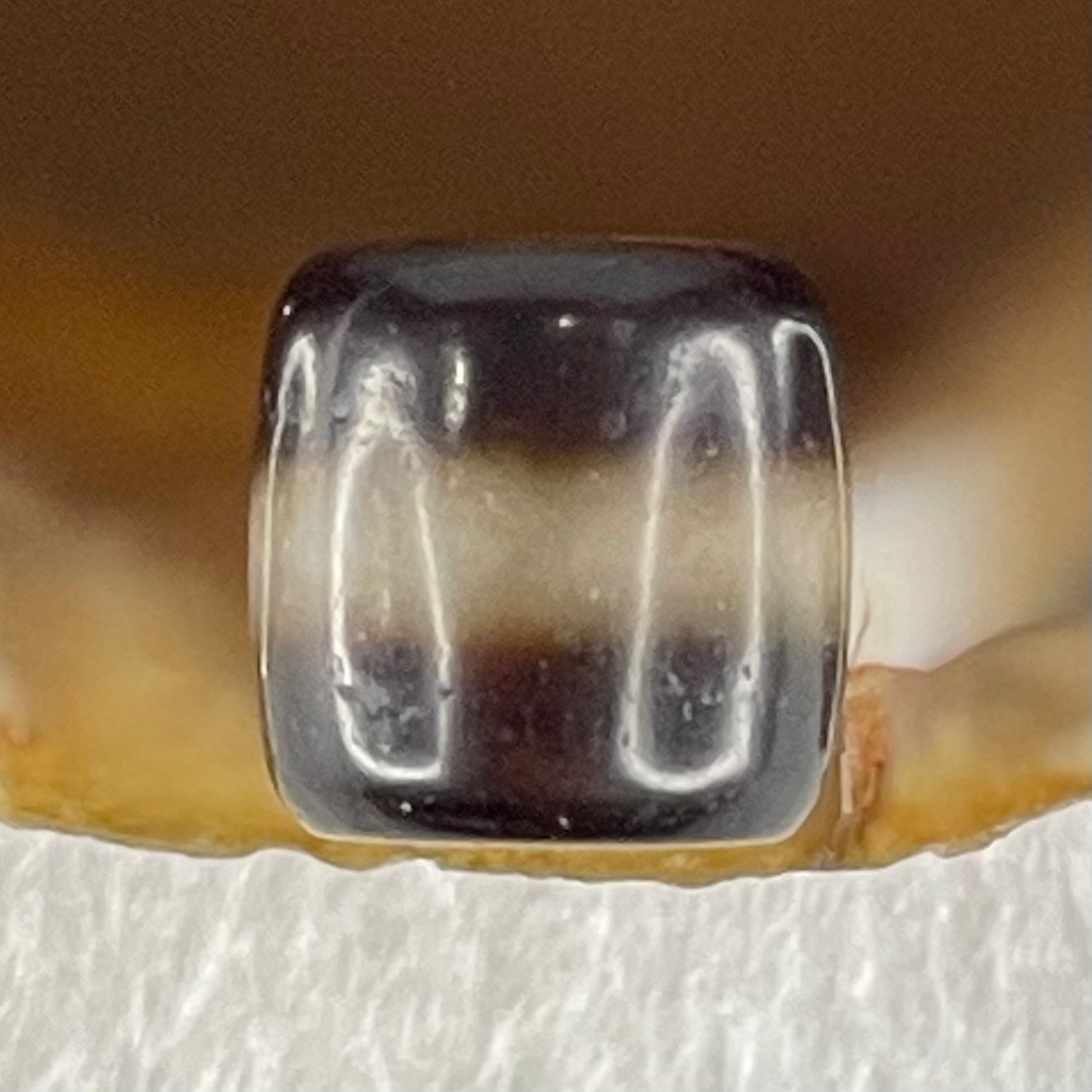 Natural Powerful Tibetan Old Oily Agate 1 Lines Dzi Bead Heavenly Master (Tian Zhu) 1.91g 10.2 by 10.3mm - Huangs Jadeite and Jewelry Pte Ltd