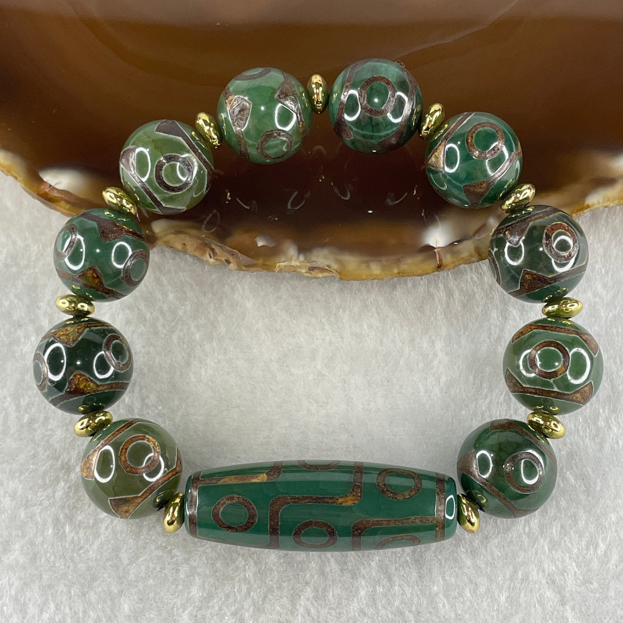 Matt Green Agate Dzi Bead 9Eyes with 3 Eyes Bracelet 52.67g 16cm 38.1 by 12.9 by 14.1mm 10 Beads - Huangs Jadeite and Jewelry Pte Ltd
