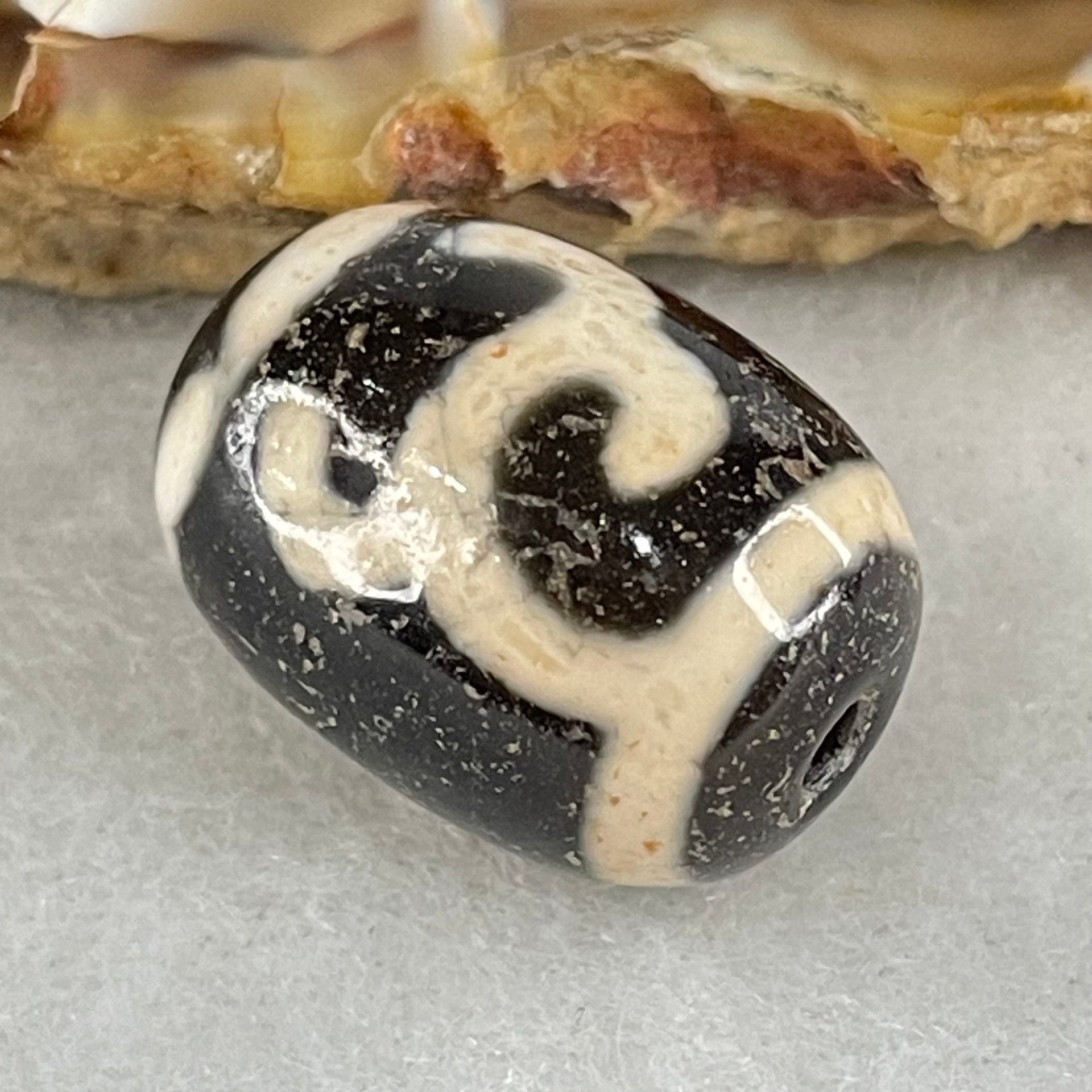 Natural Powerful Tibetan Old Oily Black White Agate Green Tara Dzi Bead Heavenly Master (Tian Zhu) 绿度母天珠 4.50g 17.7 by 12.9mm - Huangs Jadeite and Jewelry Pte Ltd