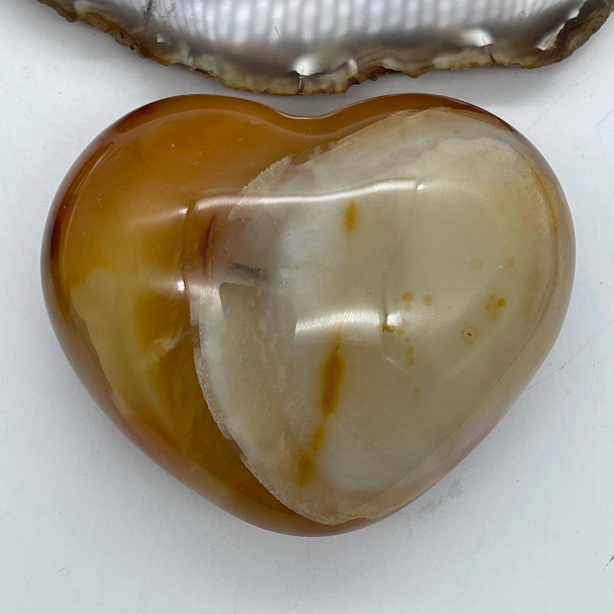 Natural Carnelian Agate Heart Shape Mini Display Specimen | Amber-Orange & Sunset Red (403.46g | 90.8 x 76.5 x 45.0mm | Synergy, Executive Passion, Vitality Anchor & Mindful Feng Shui Prosperity Catalyst)