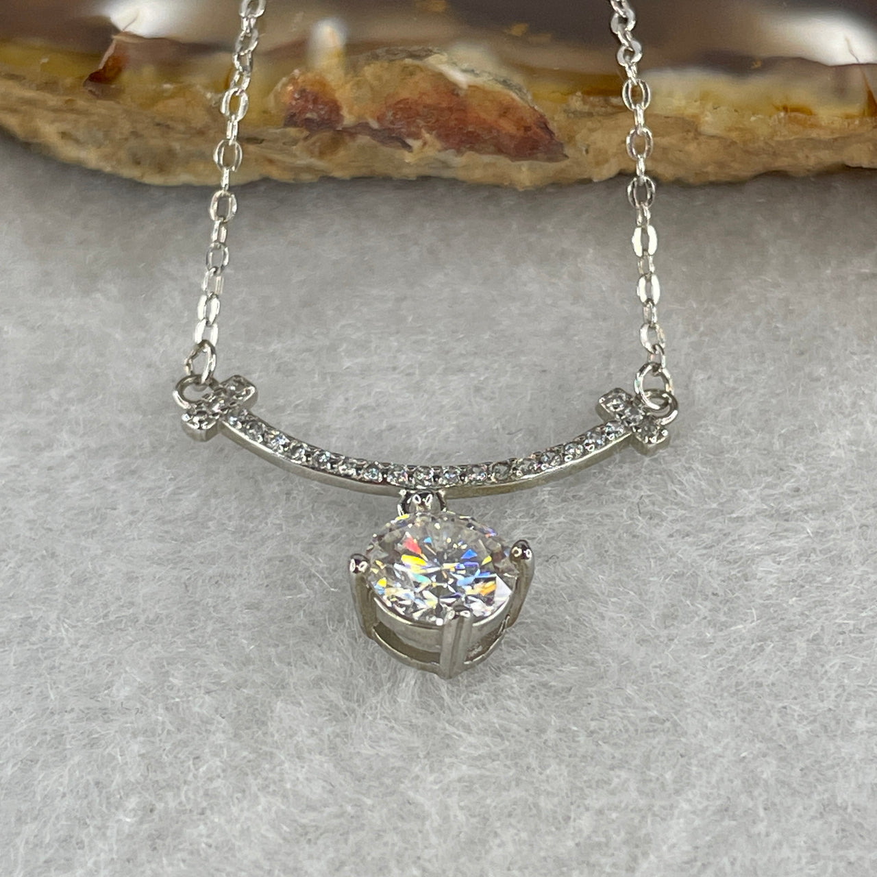 1.0ct Round Brilliant Moissanite Solitaire Necklace S925 Silver - 6mm D Color Diamond Simulant - 40-42cm Adjustable Floating Pendant - 2.36g