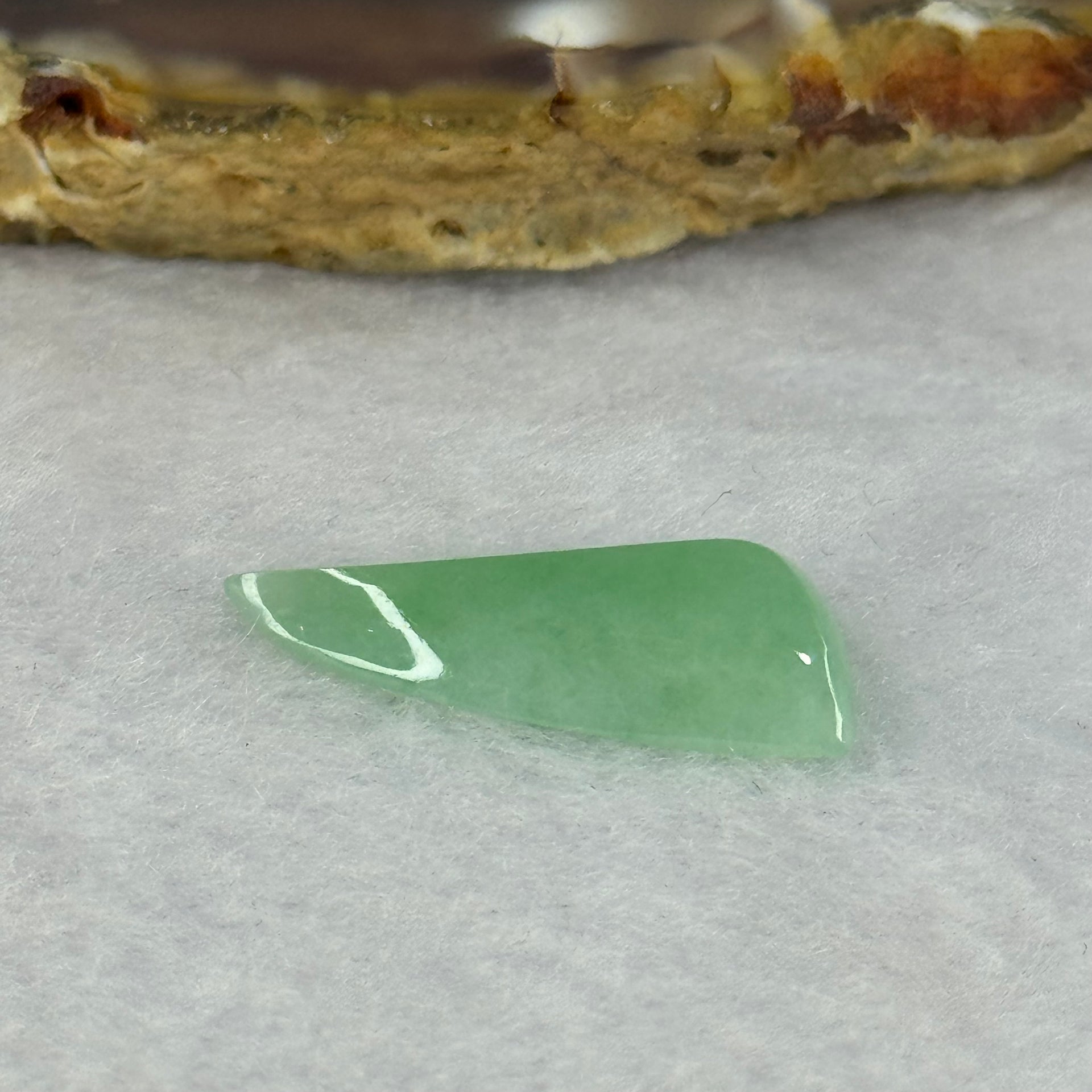 Type A Semi Icy Apple Green Jadeite Jade Stone For Setting 7.35ct 22.9 by 9.8 by 4.6mm - Huangs Jadeite and Jewelry Pte Ltd