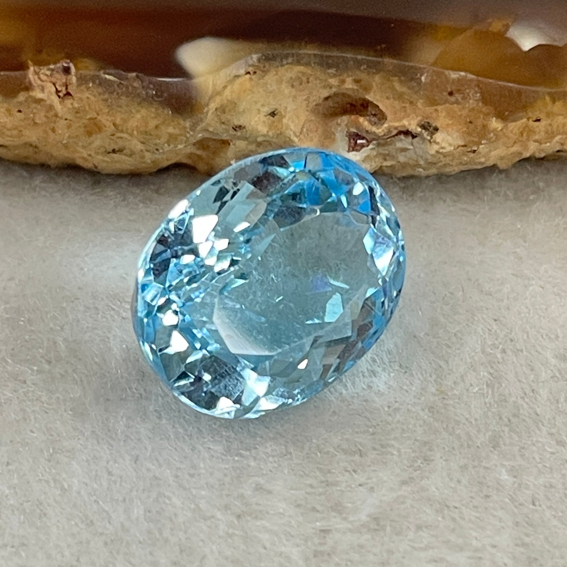 Natural Sky Blue Topaz Oval Shape 12.31ct 14.7 by 11.8 by 8.1mm - Huangs Jadeite and Jewelry Pte Ltd