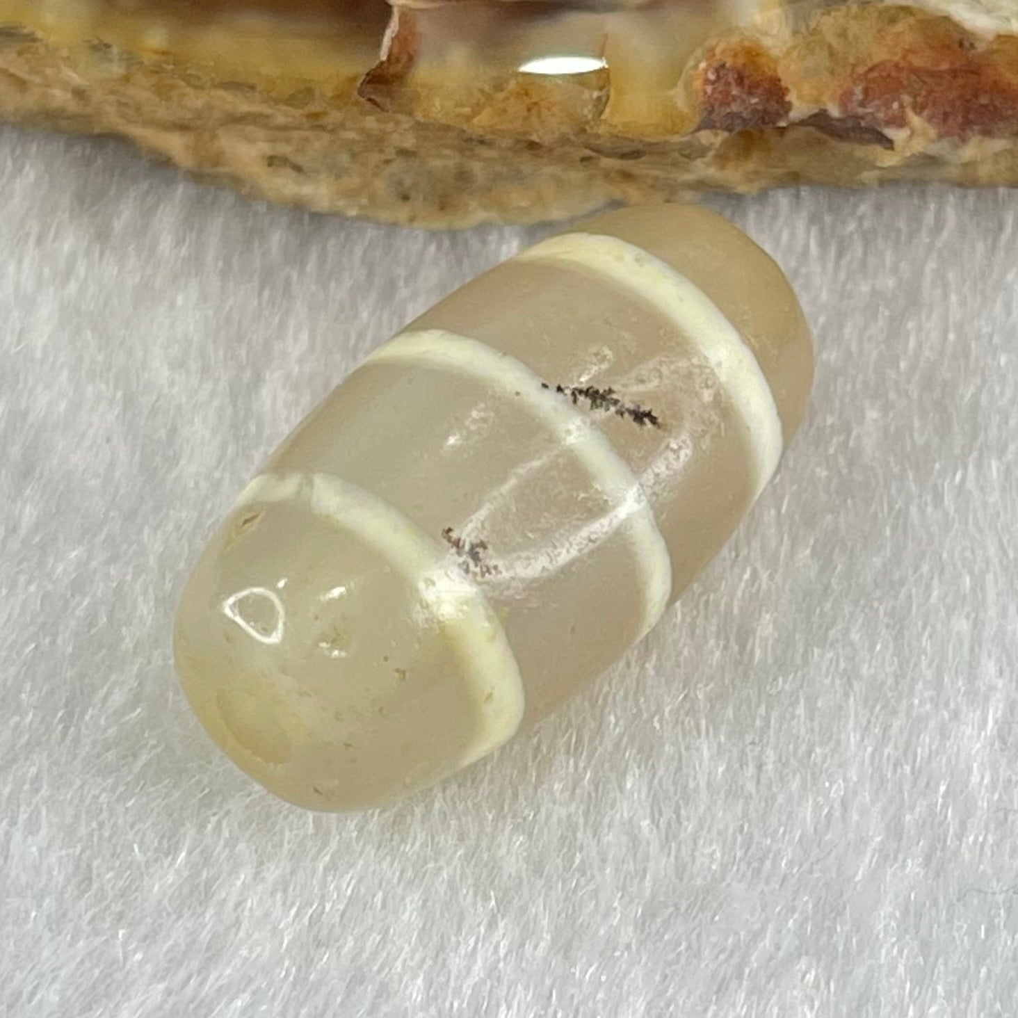 Natural Powerful Tibetan Old Oily Agate 3-Lines Dzi Bead Heavenly Master (Tian Zhu) 三行天诛 3.34g 20.1 by 10.6mm - Huangs Jadeite and Jewelry Pte Ltd