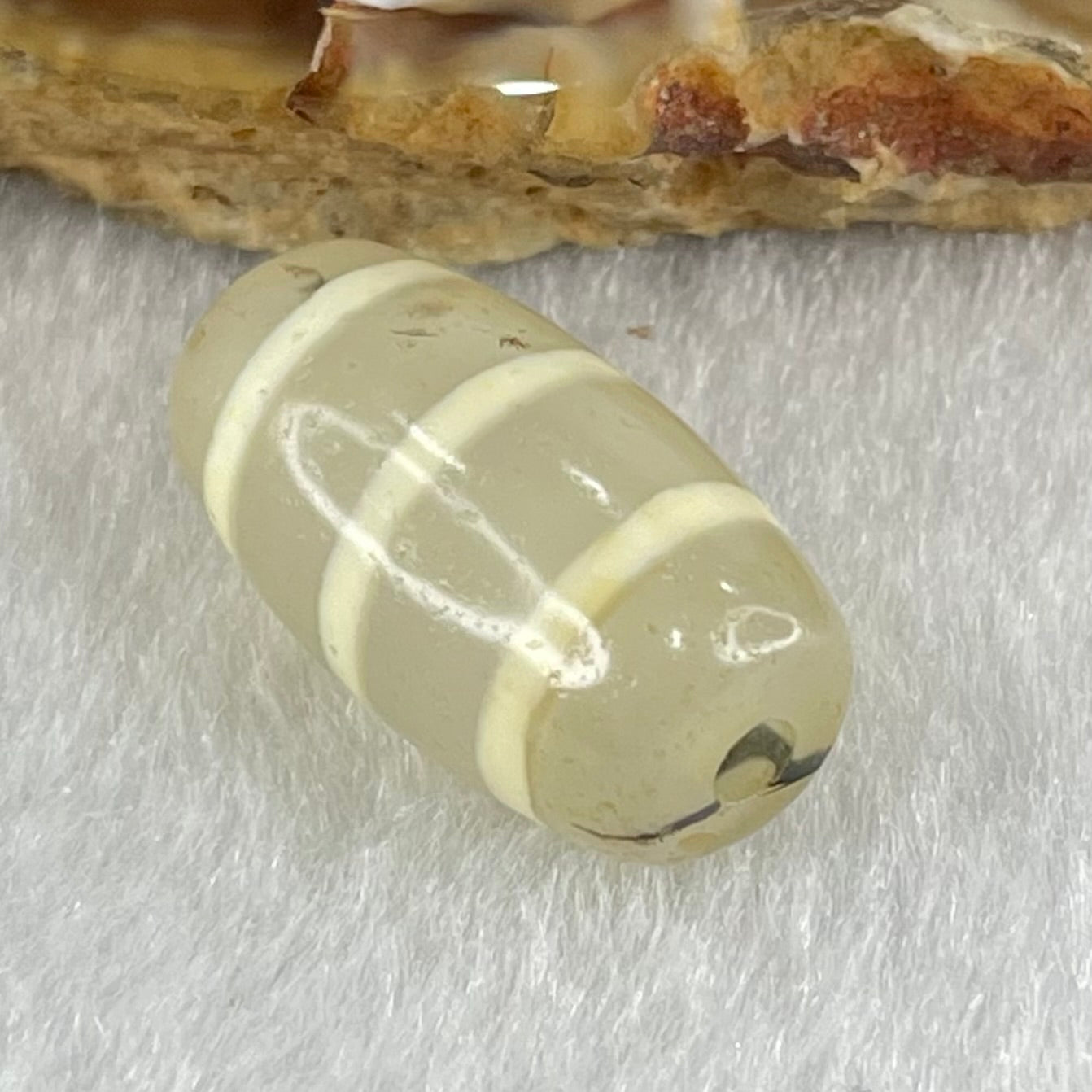 Natural Powerful Tibetan Old Oily Agate 3-Lines Dzi Bead Heavenly Master (Tian Zhu) 三行天诛 3.26g 19.5 by 10.6mm - Huangs Jadeite and Jewelry Pte Ltd