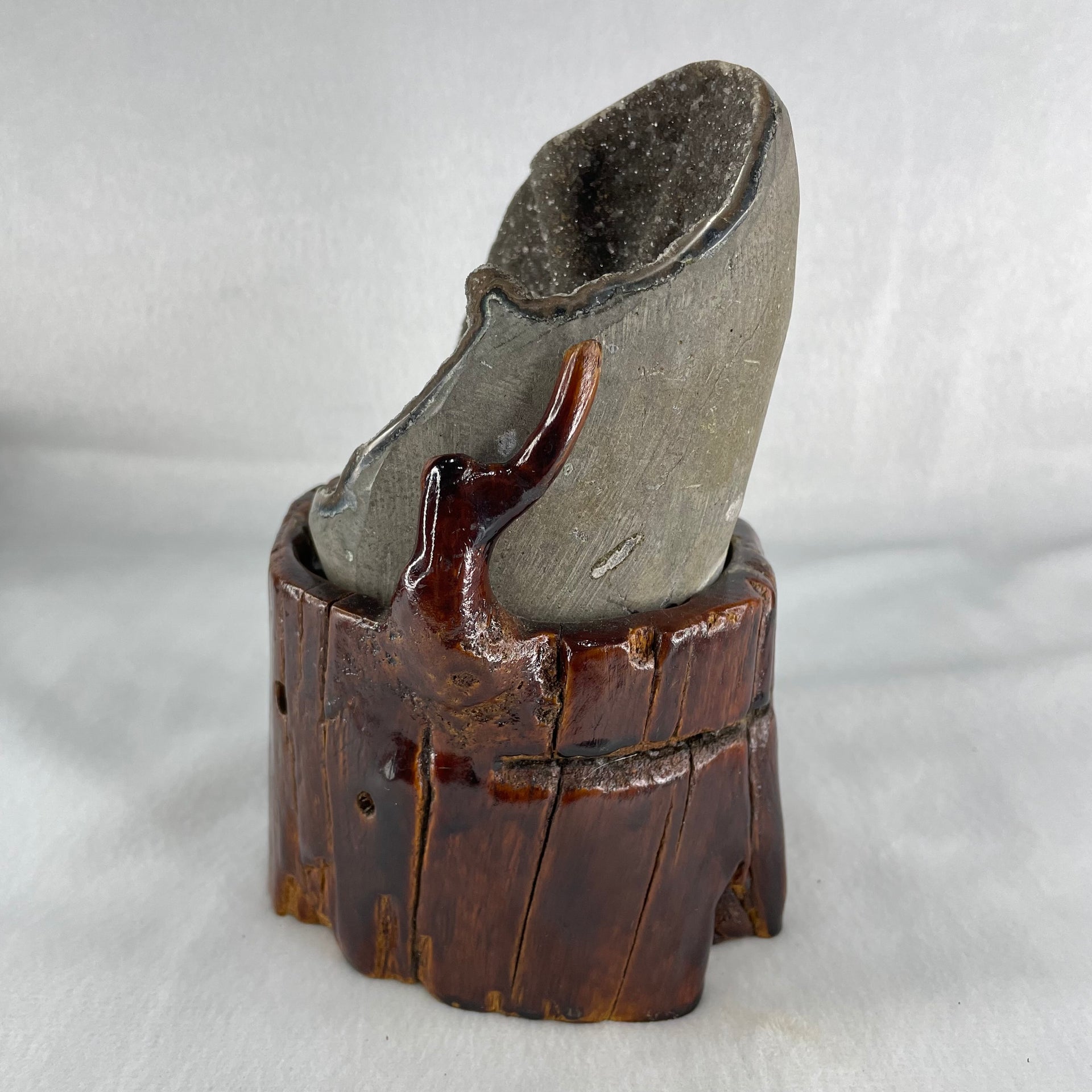 Natural Amethyst Cave with Wooden Stand 844.6g 96.5 by 106.5 by 150.0mm - Huangs Jadeite and Jewelry Pte Ltd