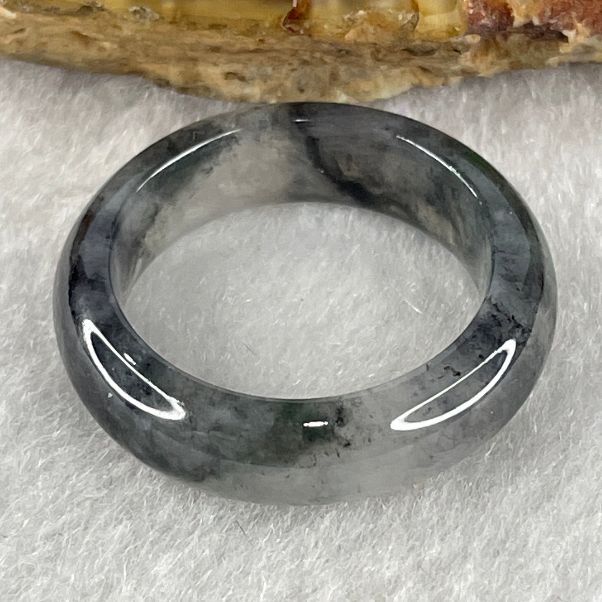 Certified Type A Wuji Grey Jadeite Rings 3.97g 6.1 by 3.6mm US 7.5 HK 16.5 (Very Very Slight Internal Line) - Huangs Jadeite and Jewelry Pte Ltd