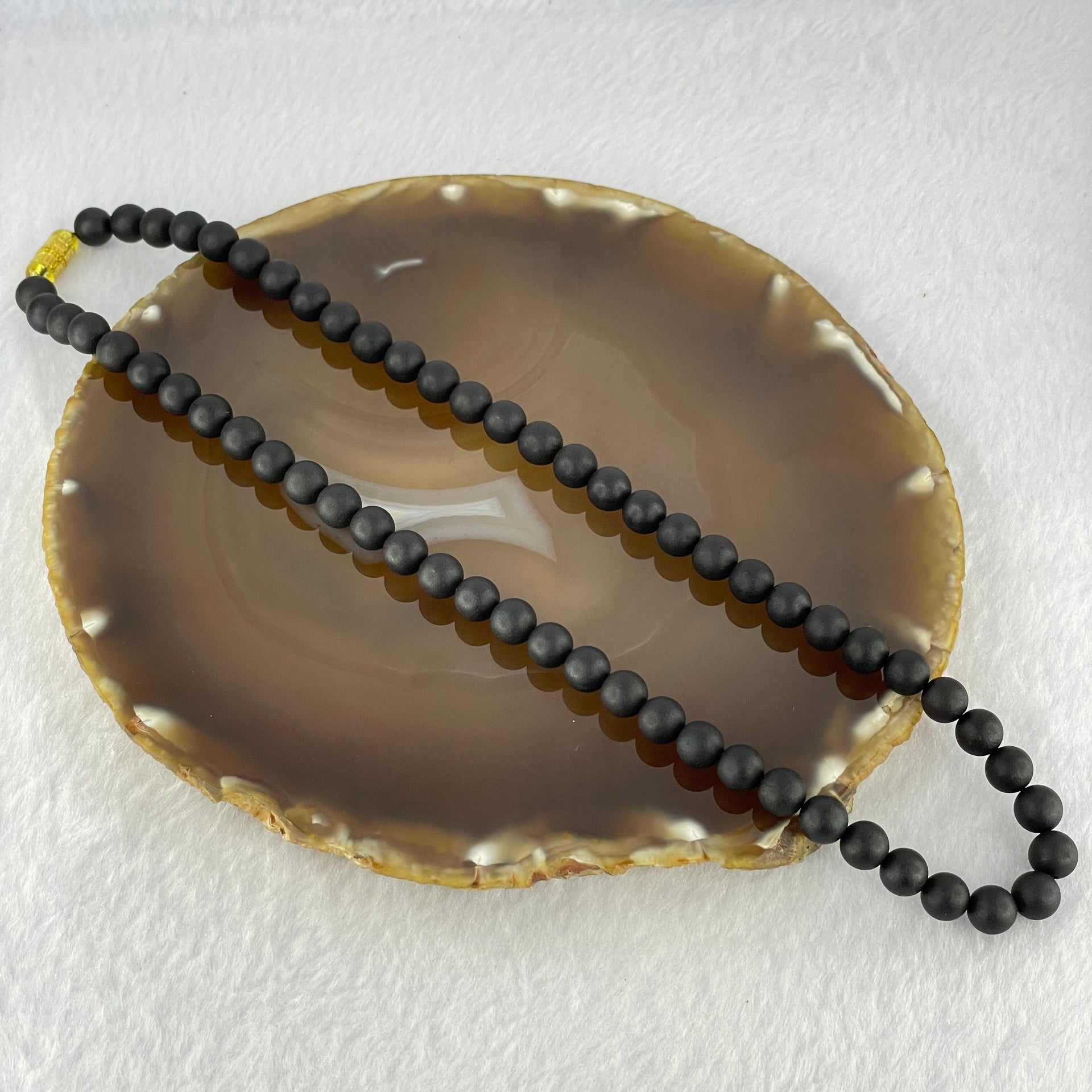 Natural Dark Matt Black Amber Beads Necklace 天然大黑天翁琥珀项链 14.98g 44cm 7.7mm 60 Beads - Huangs Jadeite and Jewelry Pte Ltd